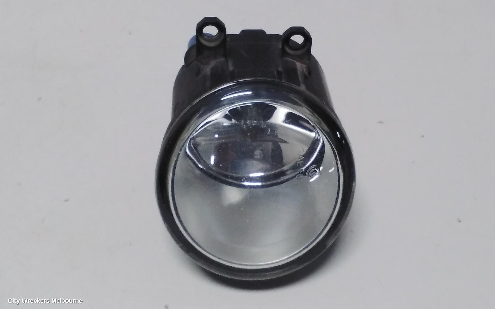 TOYOTA RAV4 LEFT INDICATOR/FOG/SIDE, BUMPER FOGLAMP, ACA33, 11/2005 - 11/2012