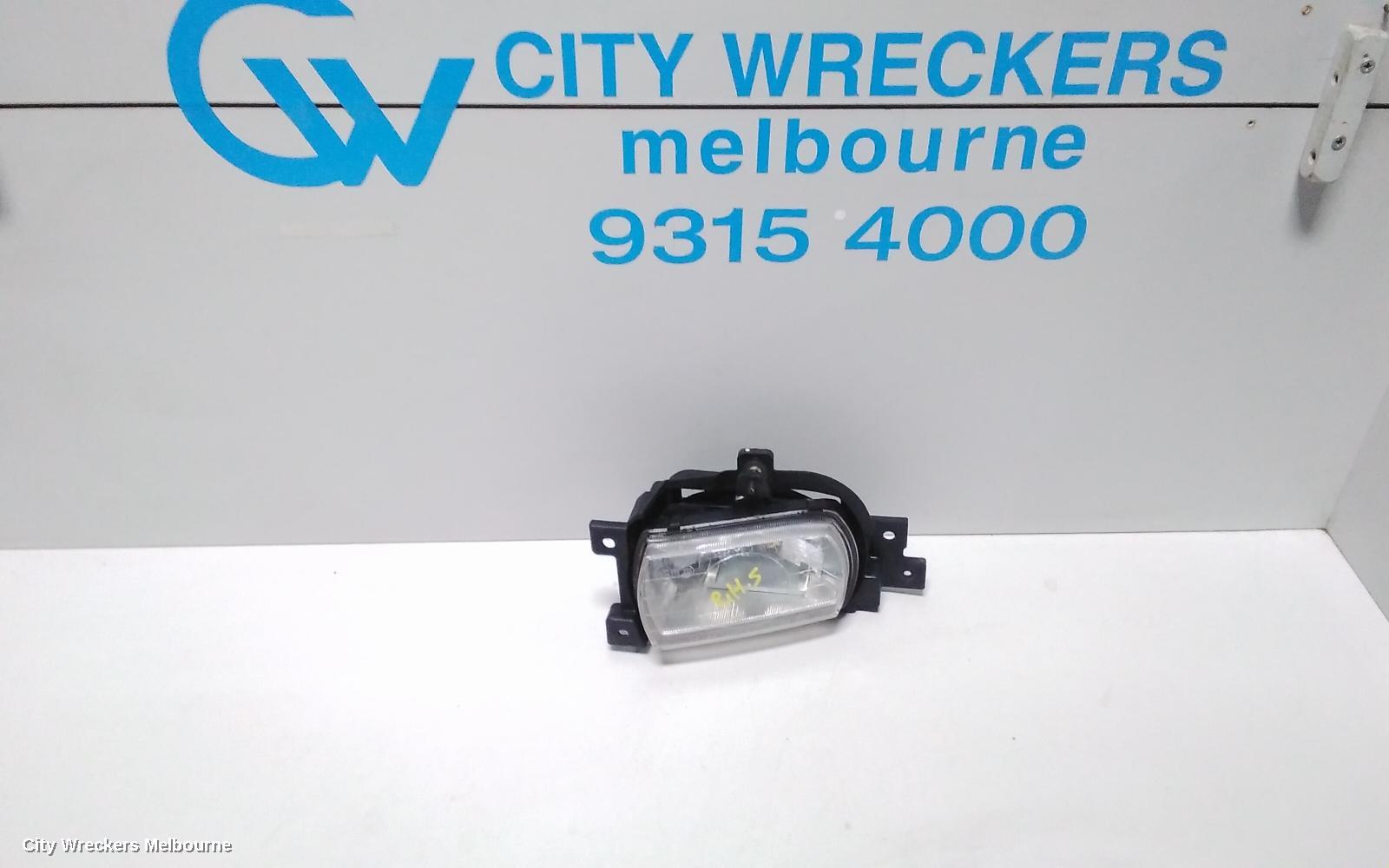 KIA CARNIVAL/GRAND CARNIVAL RIGHT INDICATOR/FOG/SIDE, BUMPER FOGLAMP, VQ, 01/2006 - 12/2014