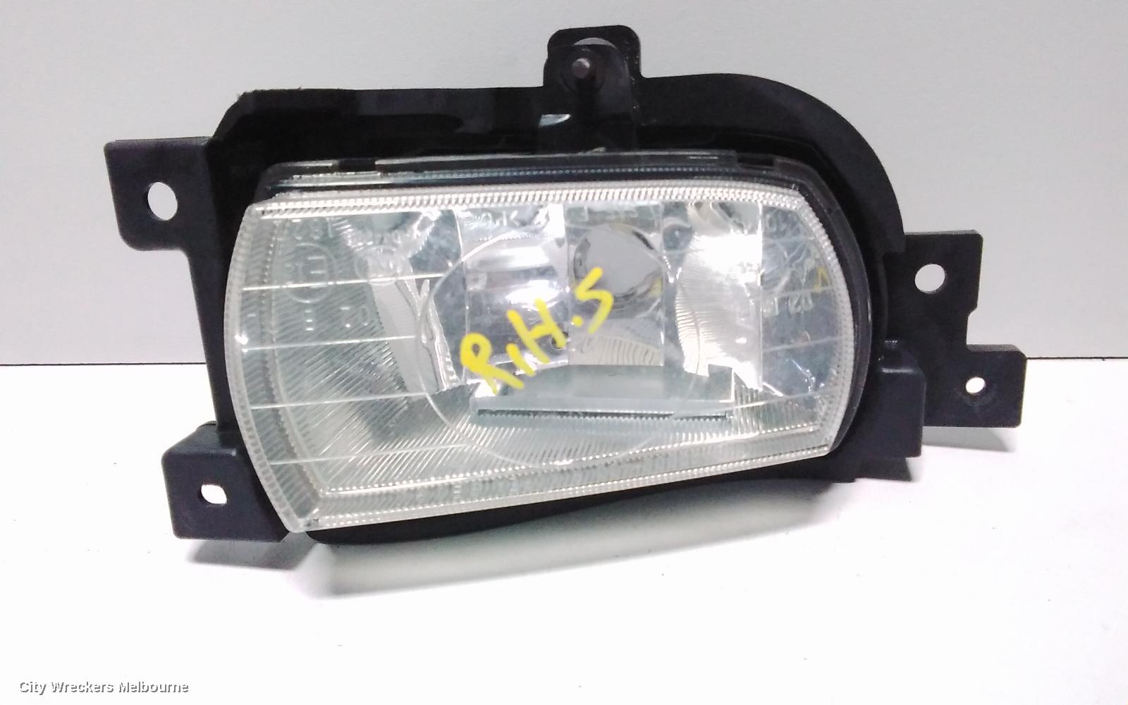 KIA CARNIVAL/GRAND CARNIVAL RIGHT INDICATOR/FOG/SIDE, BUMPER FOGLAMP, VQ, 01/2006 - 12/2014