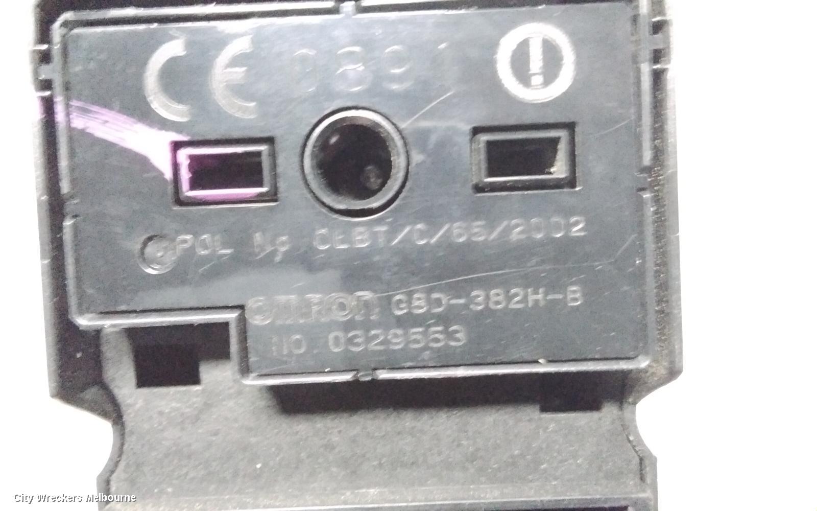 HONDA ODYSSEY PWR DR WIND SWITCH, RH FRONT (MASTER SWITCH), RB, 07/2004 - 03/2009 (AUS ONLY)