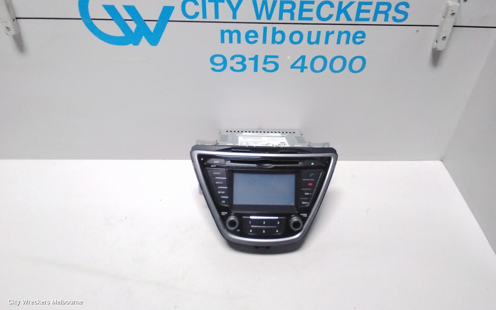 HYUNDAI ELANTRA RADIO/CD/DVD/SAT/TV, LARGE COLOUR DISPLAY SCREEN, DUAL KNOB TYPE, MD, 10/2013 - 11/2015