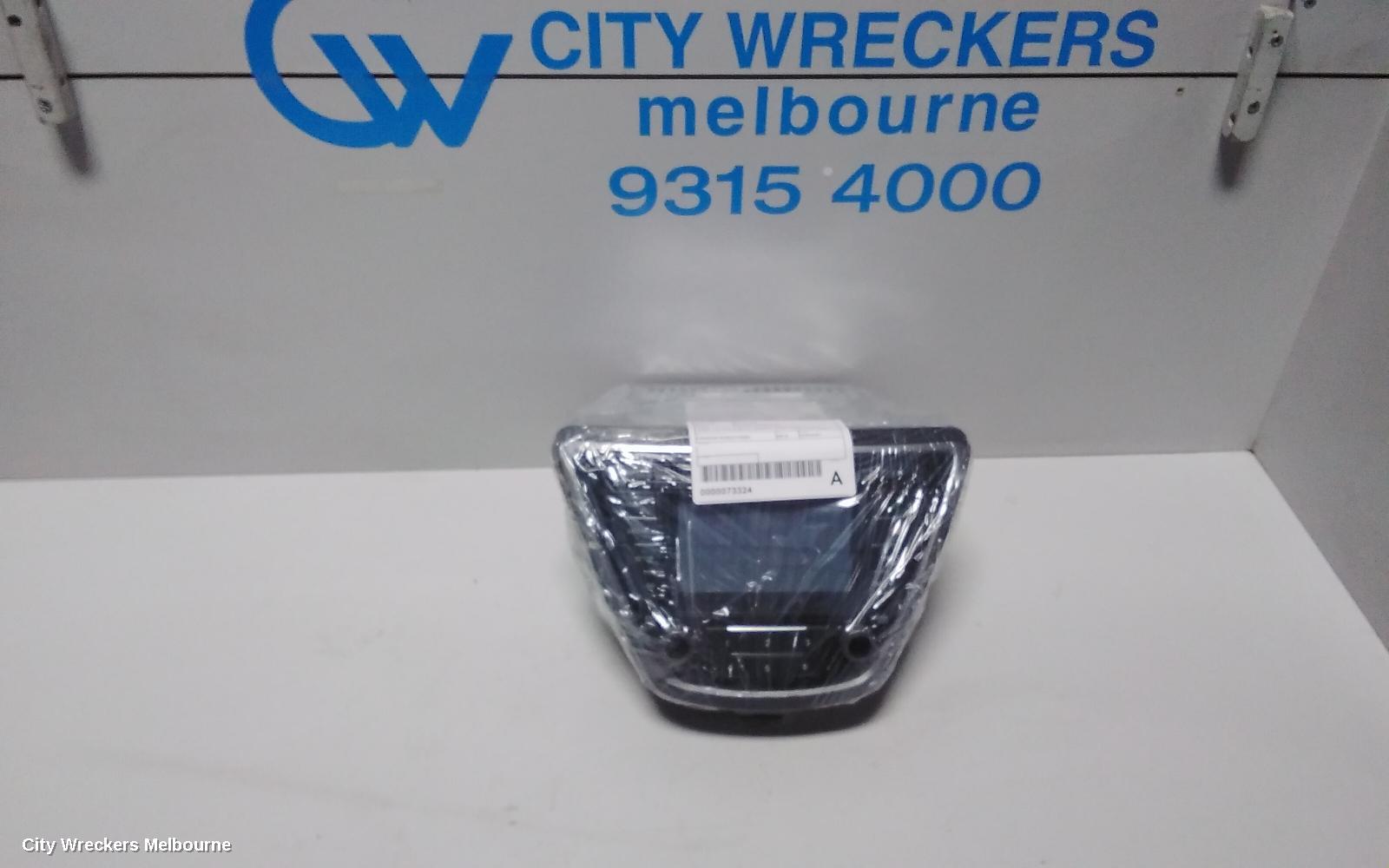 HYUNDAI ELANTRA RADIO/CD/DVD/SAT/TV, LARGE COLOUR DISPLAY SCREEN, DUAL KNOB TYPE, MD, 10/2013 - 11/2015