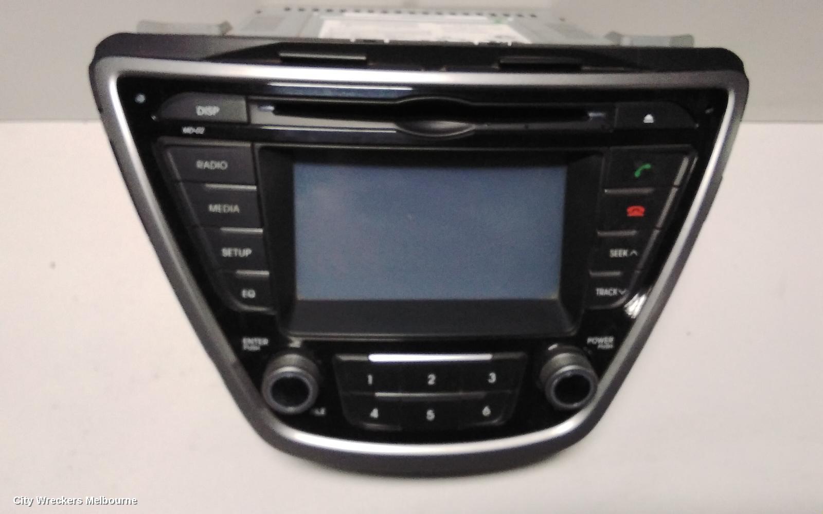HYUNDAI ELANTRA RADIO/CD/DVD/SAT/TV, LARGE COLOUR DISPLAY SCREEN, DUAL KNOB TYPE, MD, 10/2013 - 11/2015