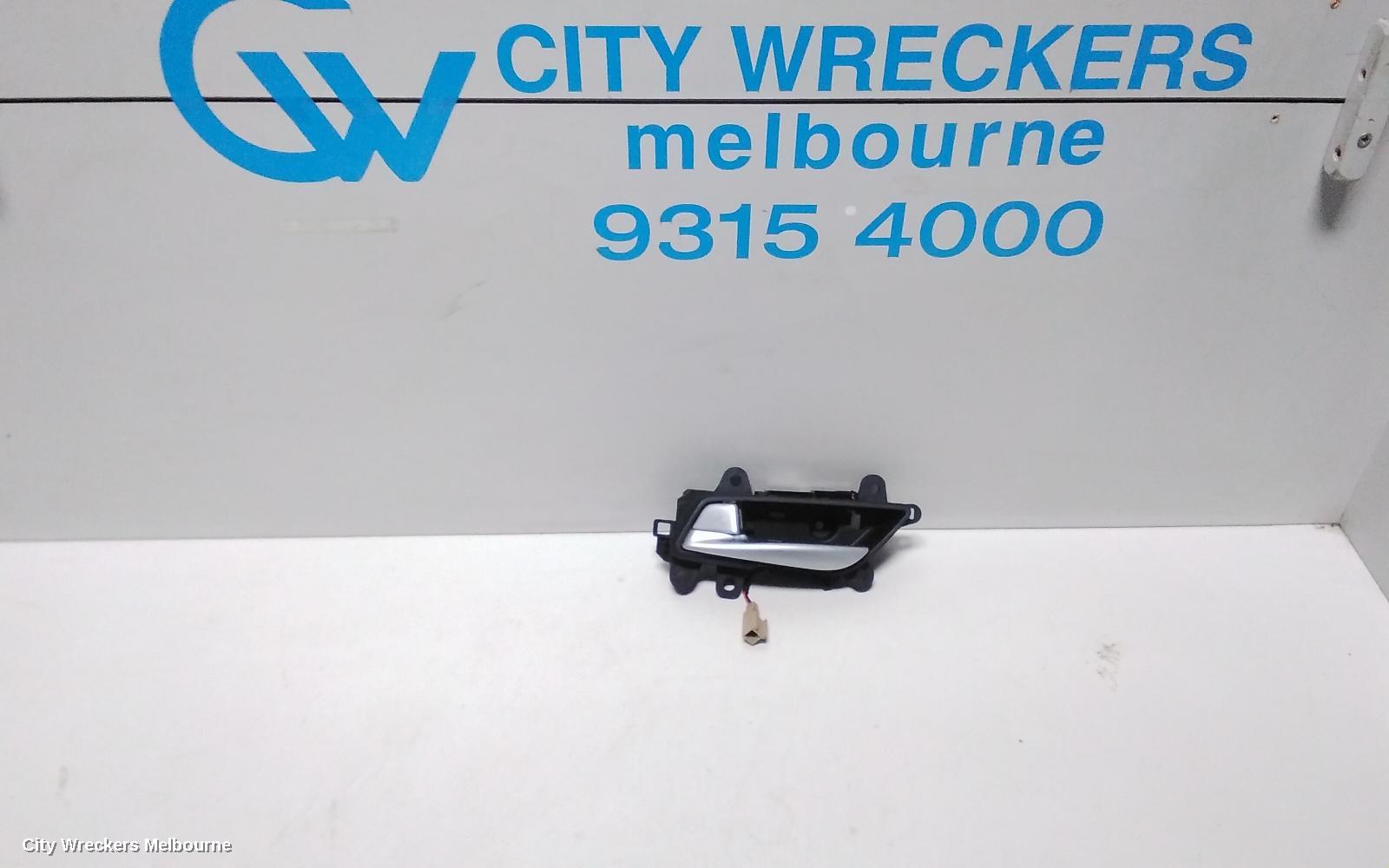 HYUNDAI GENESIS DOOR HANDLE, INNER, LH REAR, DH, 11/2014 - 01/2018