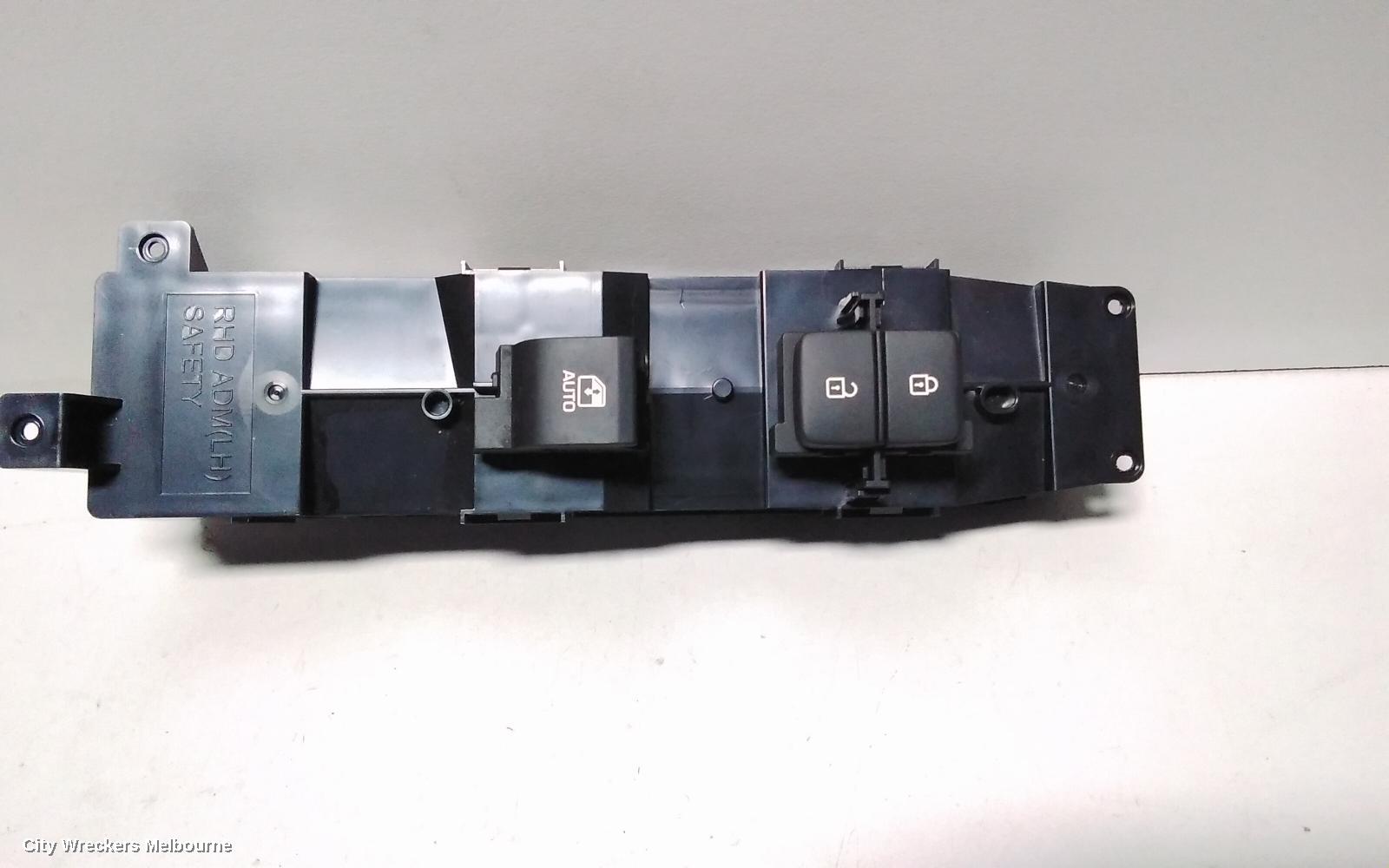 HYUNDAI GENESIS PWR DR WIND SWITCH, LH FRONT/LH REAR/RH REAR, DH, 11/2014 - 01/2018