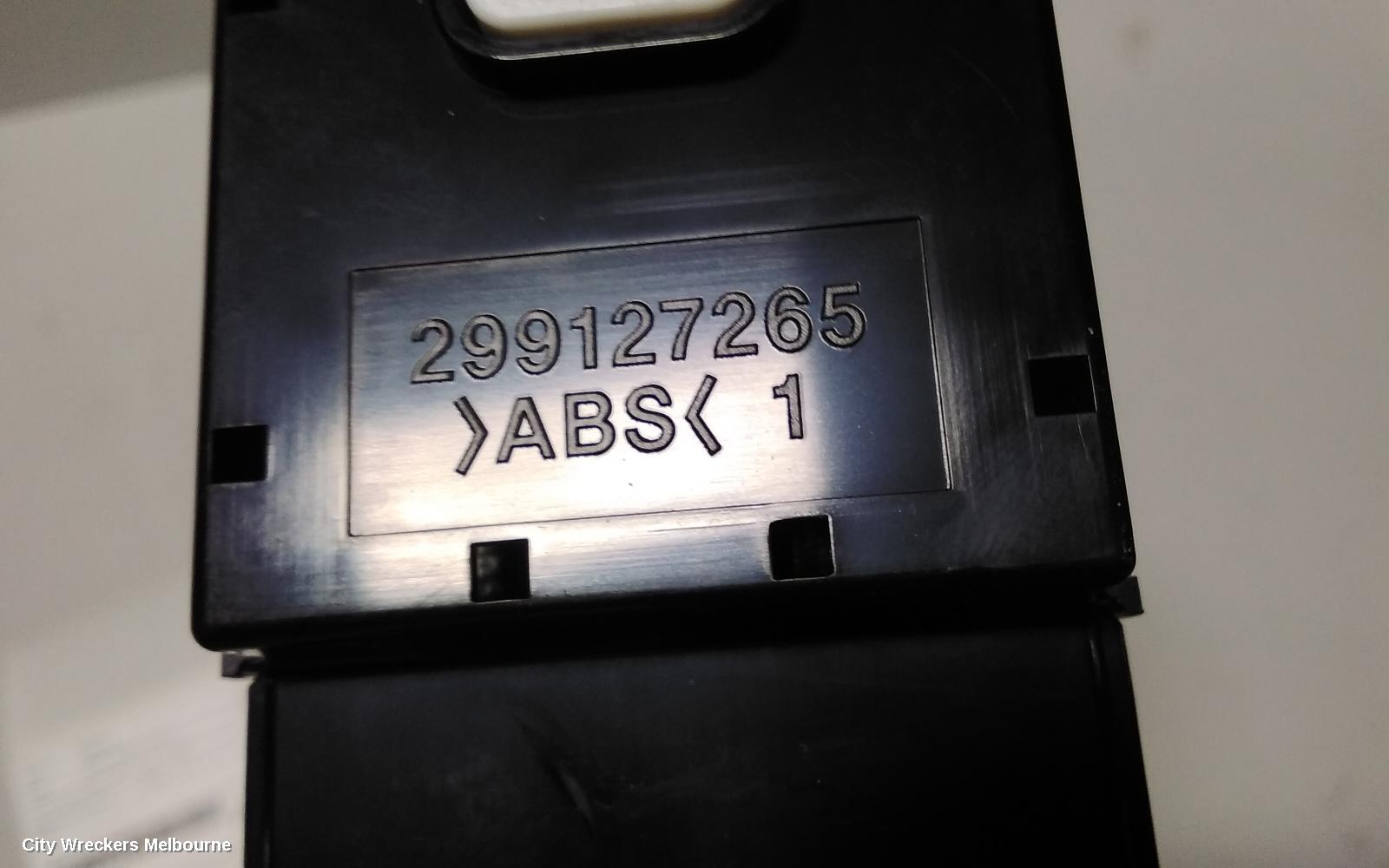 HYUNDAI GENESIS PWR DR WIND SWITCH, LH FRONT/LH REAR/RH REAR, DH, 11/2014 - 01/2018