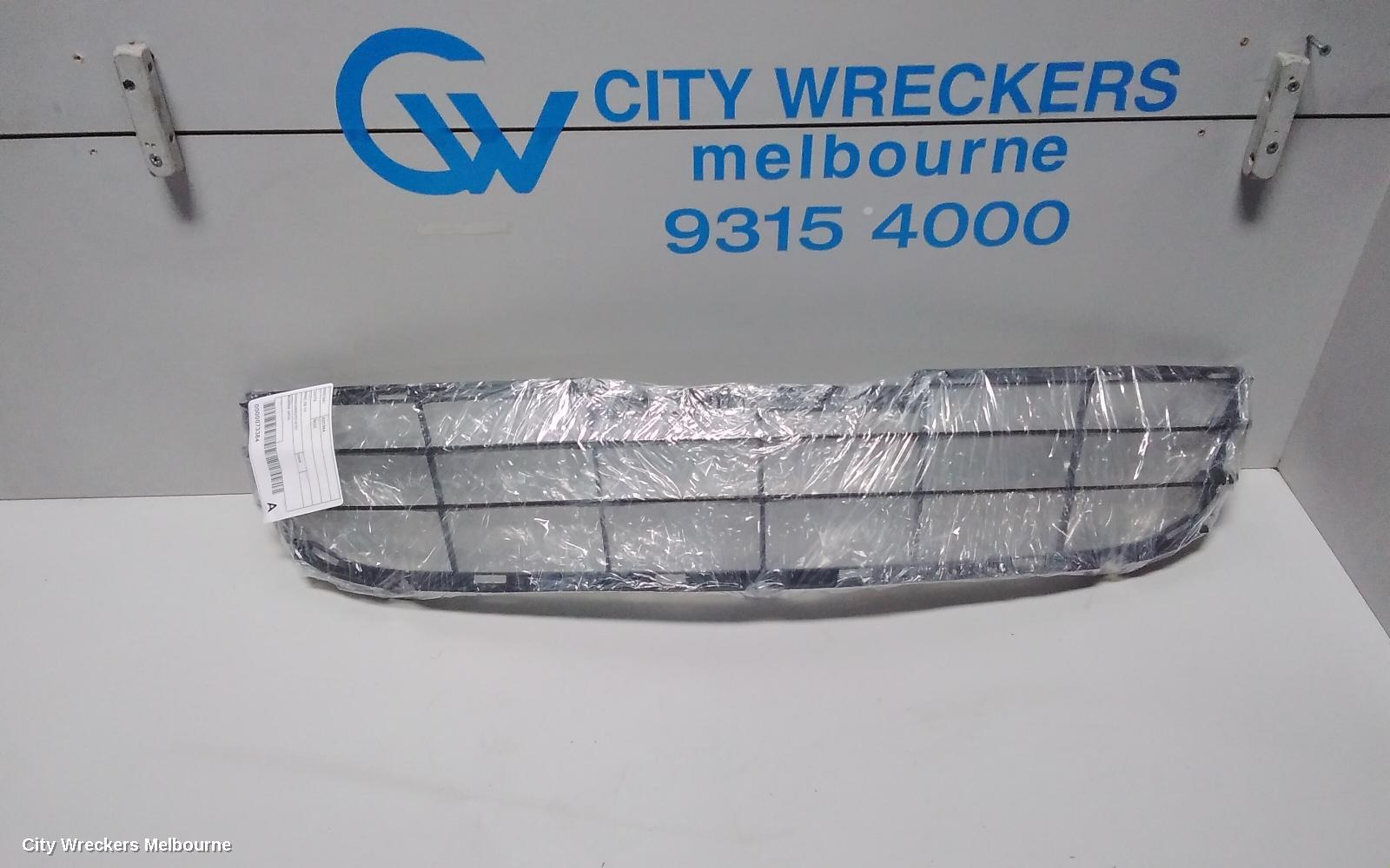 TOYOTA ESTIMA, XR50, 05-19, BUMPER GRILL: 73384