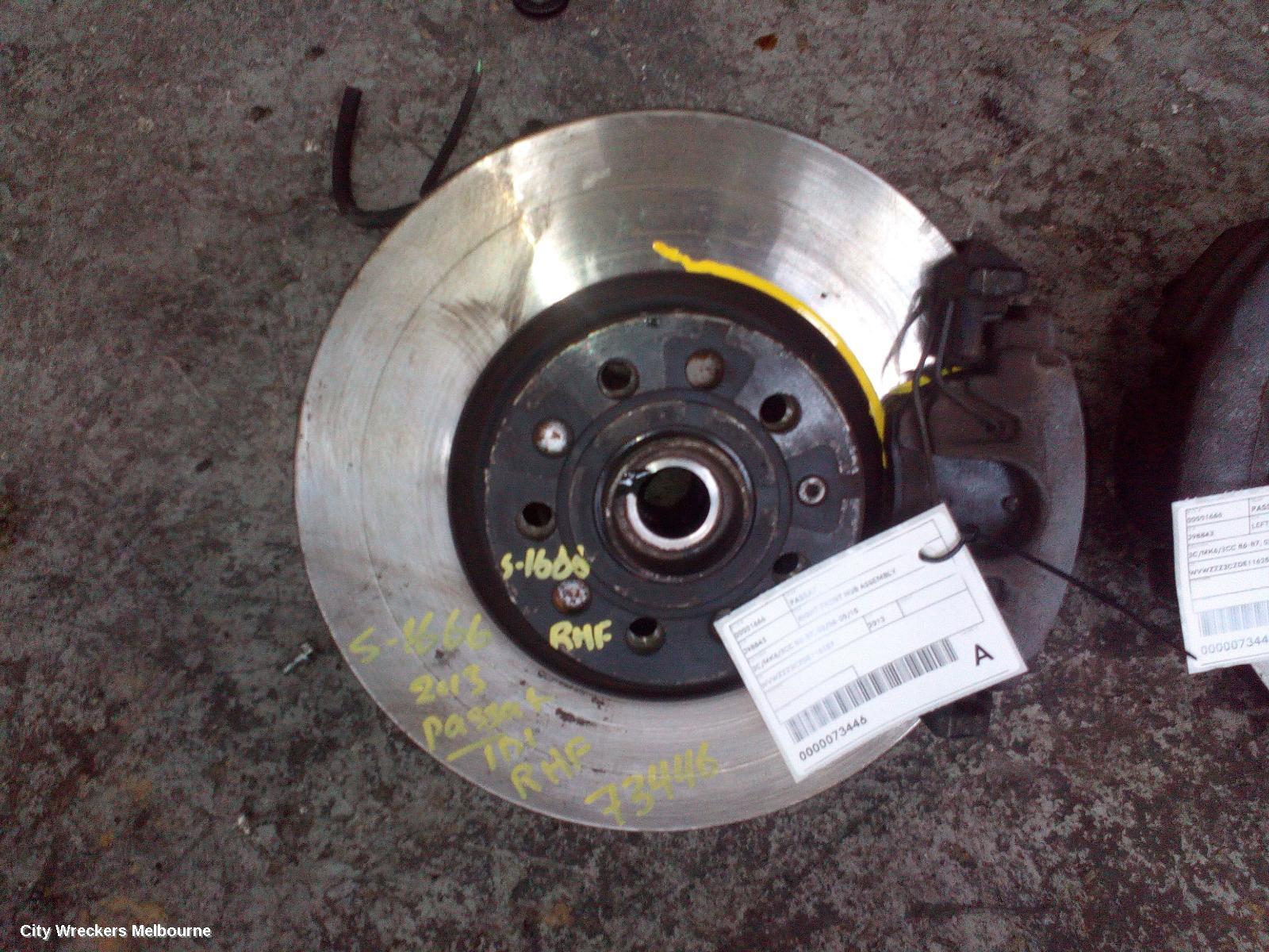 VOLKSWAGEN PASSAT RIGHT FRONT HUB ASSEMBLY, 3C/3CC, MK6, B6-B7, 03/2006 - 05/2015