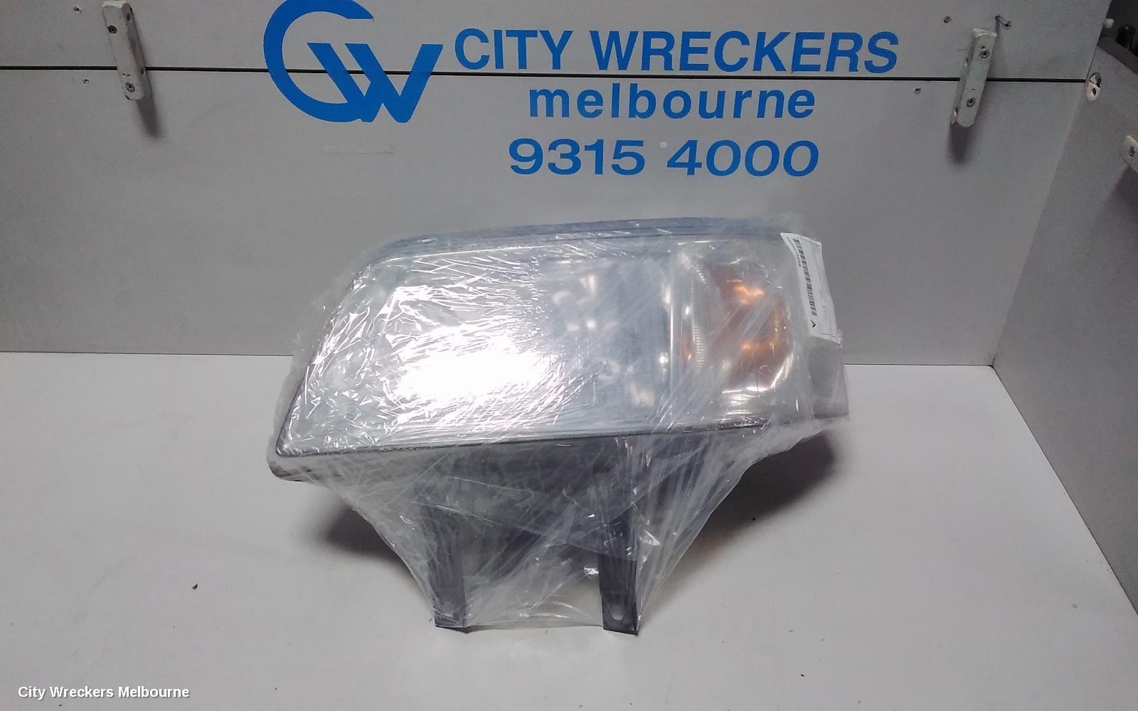 VOLKSWAGEN TRANSPORTER LEFT HEADLAMP, T5, TRANSPORTER/KOMBI, 08/2004 - 10/2010
