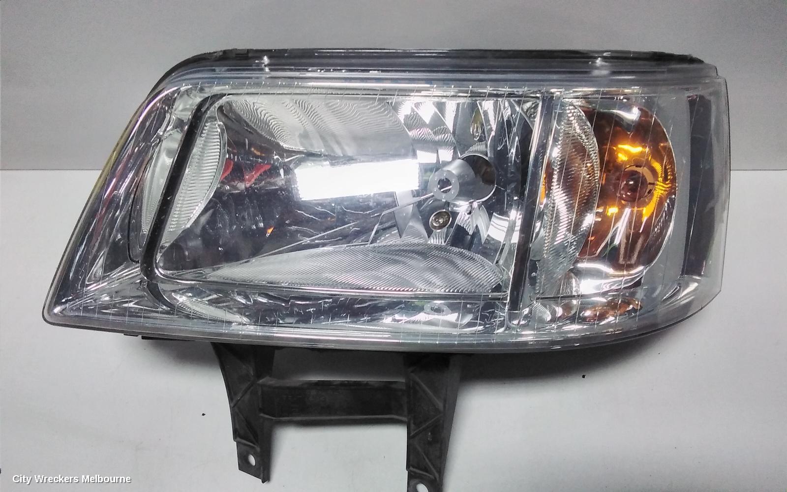 VOLKSWAGEN TRANSPORTER LEFT HEADLAMP, T5, TRANSPORTER/KOMBI, 08/2004 - 10/2010
