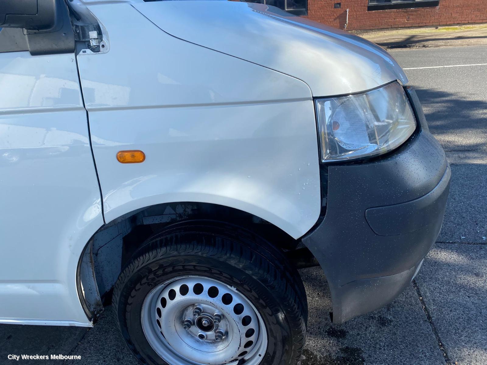 VOLKSWAGEN TRANSPORTER RIGHT GUARD, T5, 08/2004 - 06/2015