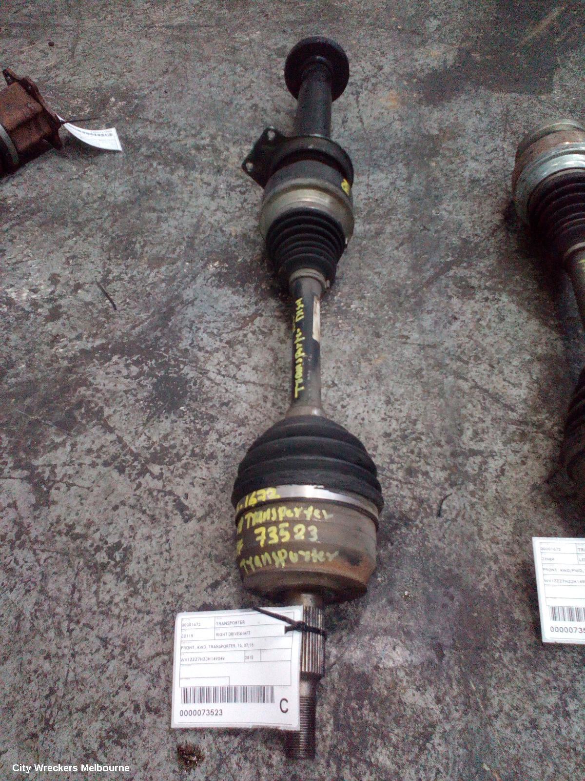 VOLKSWAGEN TRANSPORTER RIGHT DRIVESHAFT, FRONT, DIESEL, 2.0, TURBO, T5, 03/2010 - 06/2015