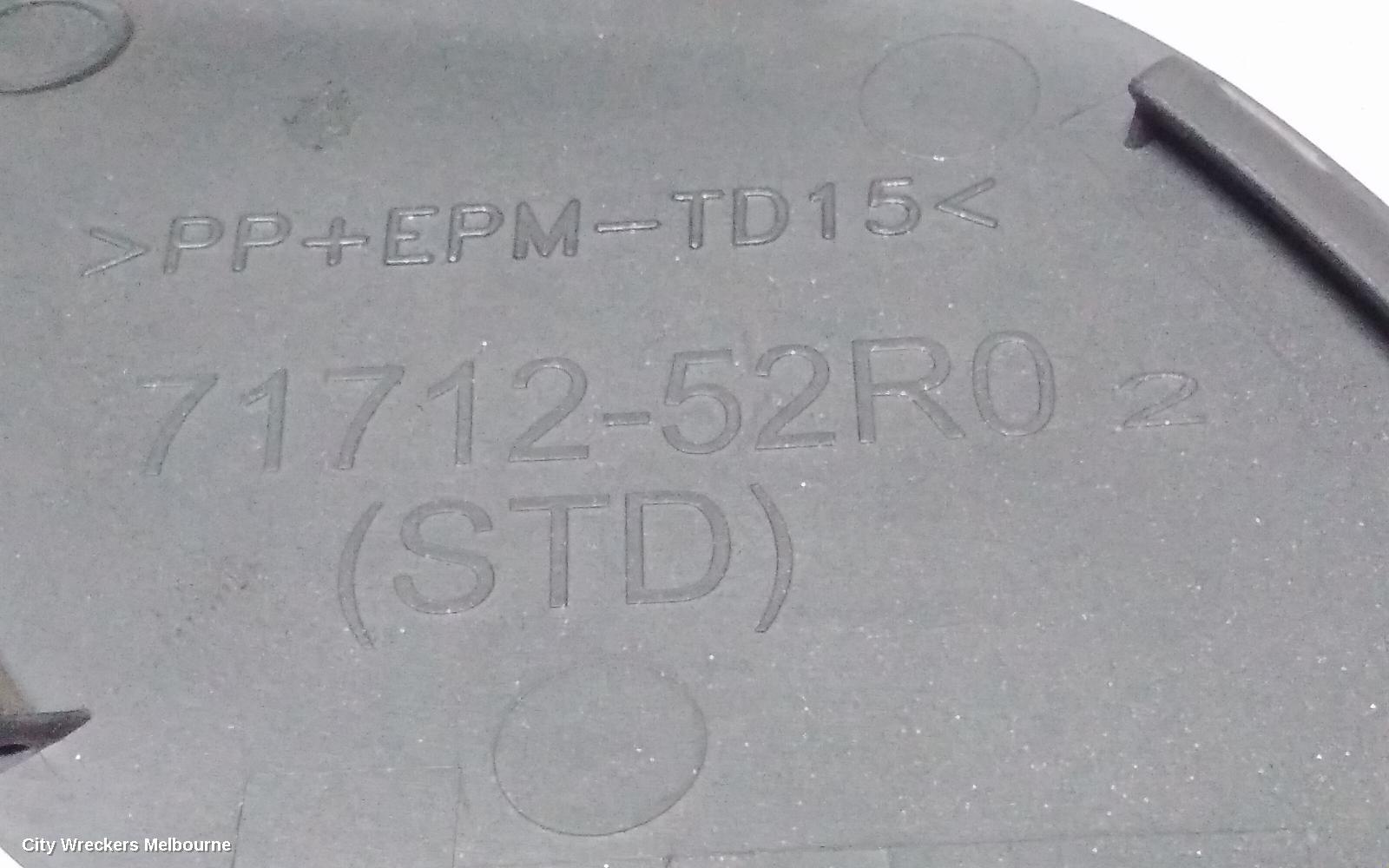 SUZUKI SWIFT, AZ, 04/2017 - 03/2025, TOW HOOK COVER: 73525