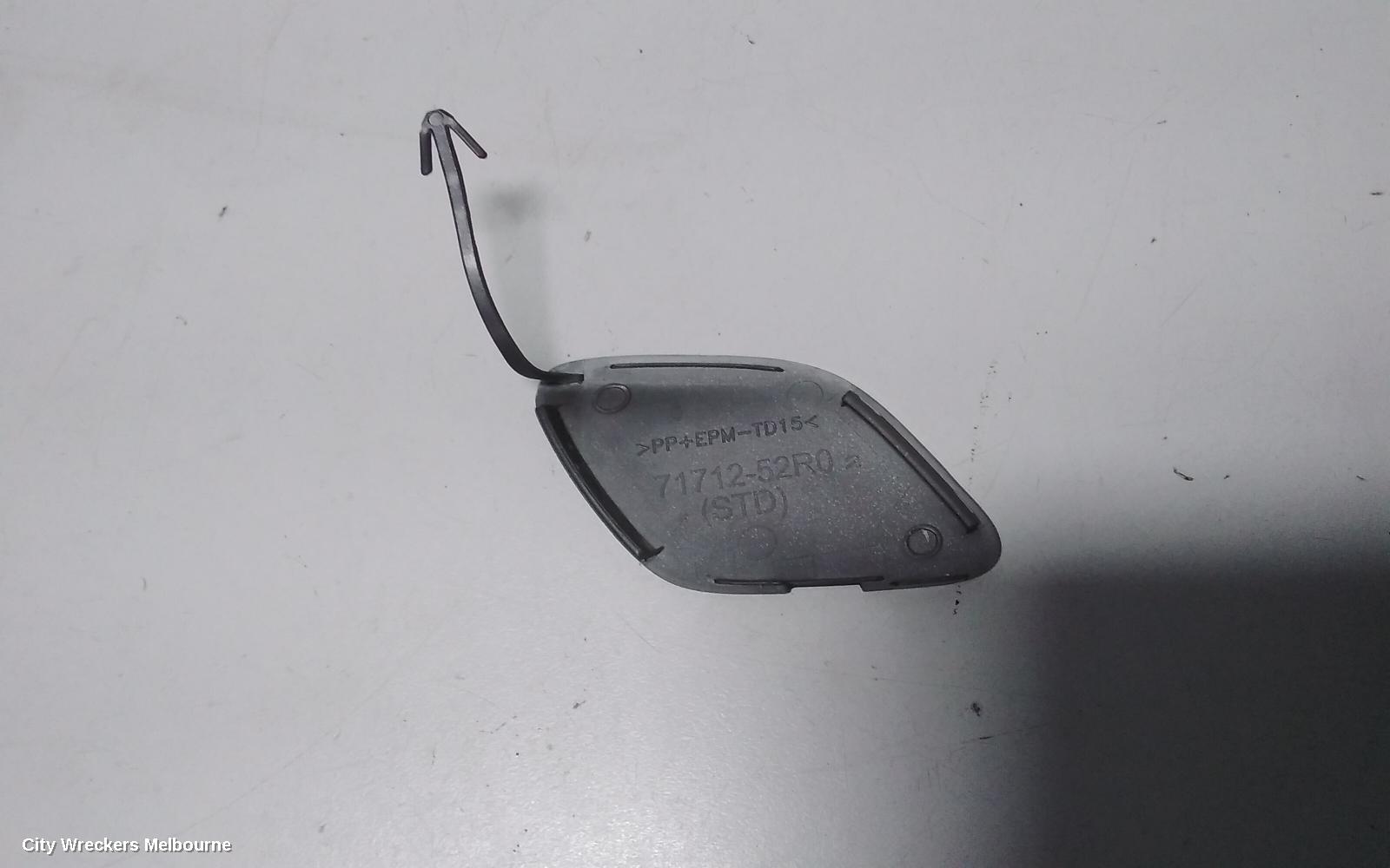 SUZUKI SWIFT, AZ, 04/2017 - 03/2025, TOW HOOK COVER: 73525