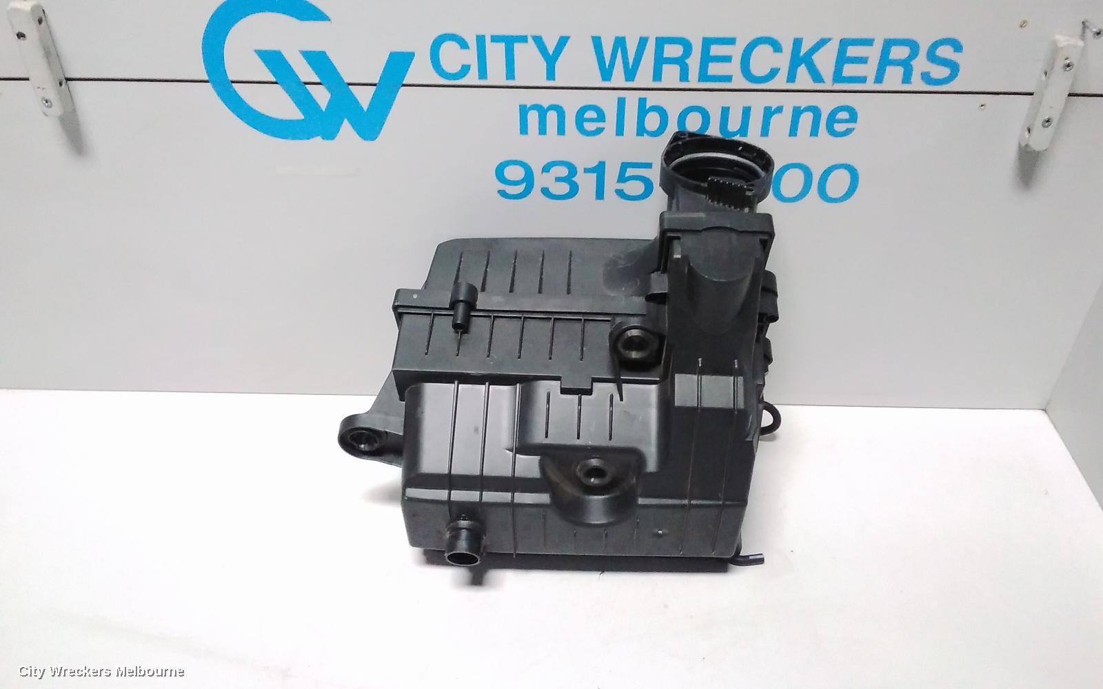 VOLKSWAGEN TIGUAN AIR CLEANER/BOX, AIR CLEANER, 5NA, 2.0, PETROL, CZPA CODE, 06/2016 ONWARDS