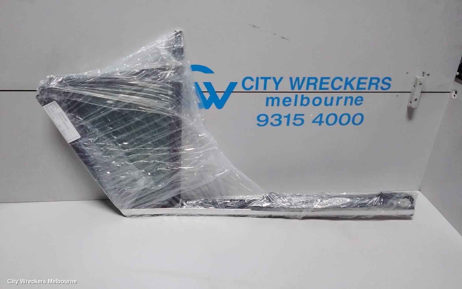 HOLDEN COMMODORE LEFT REAR 1/4 DOOR GLASS, ZB, WAGON, 10/2017 - 12/2020