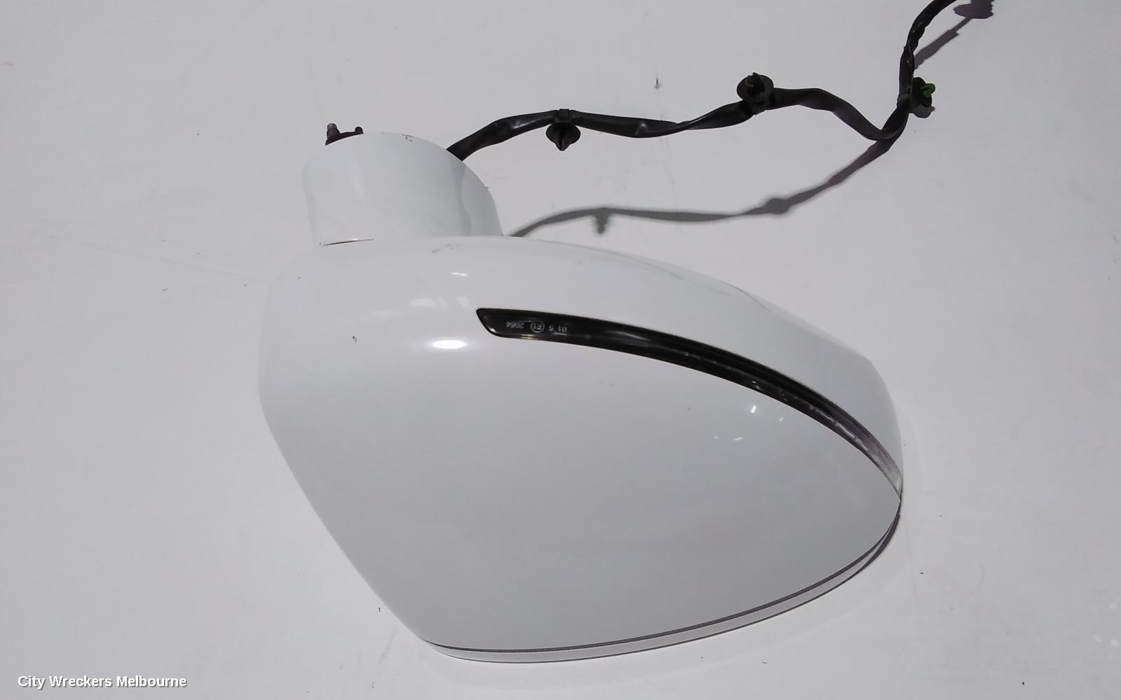 AUDI TT RIGHT DOOR MIRROR, 8J, 09/2006 - 12/2014