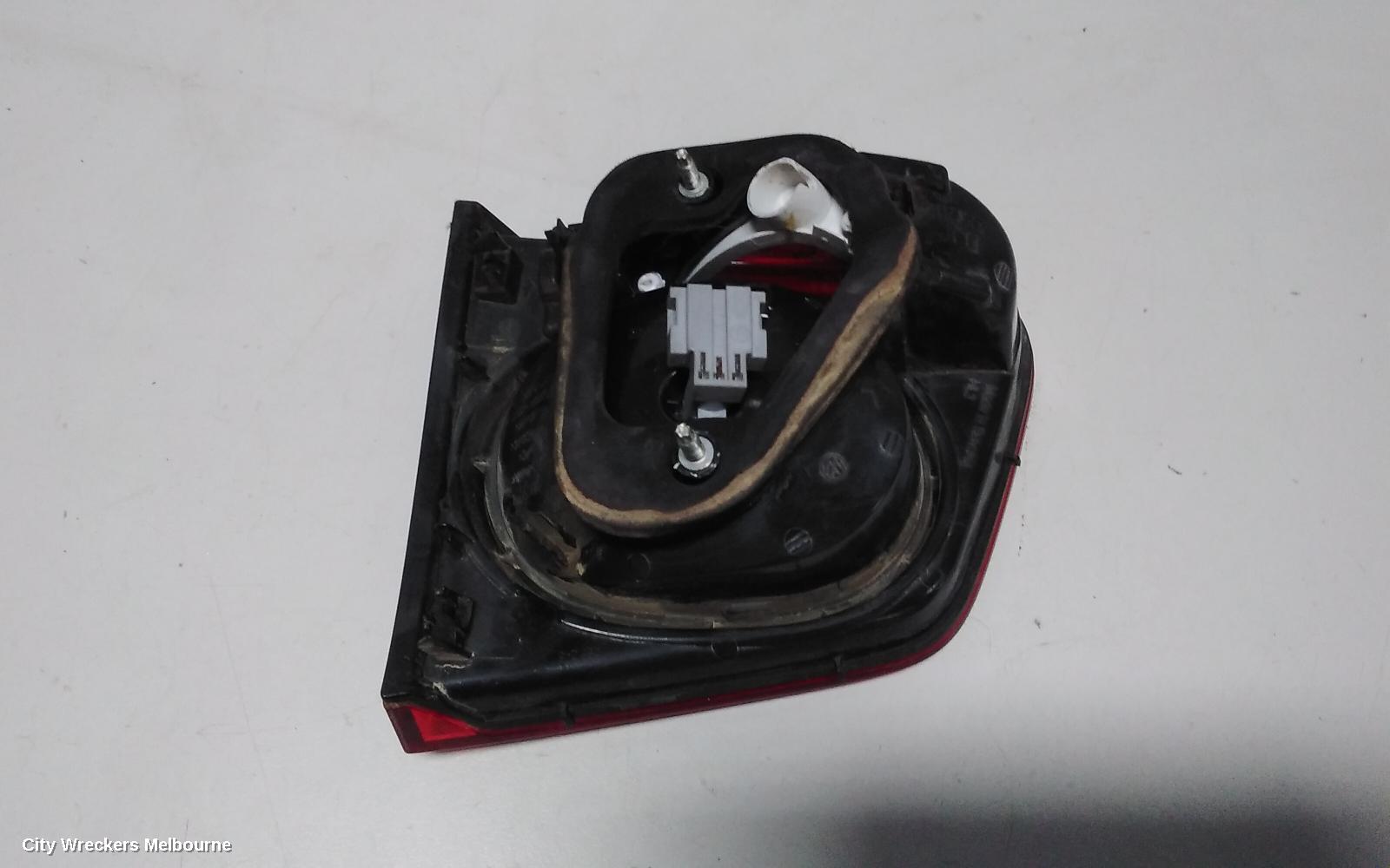 VOLKSWAGEN TIGUAN REAR GARNISH, TAILGATE LAMP (LH SIDE), 5N, 05/2008 - 06/2011