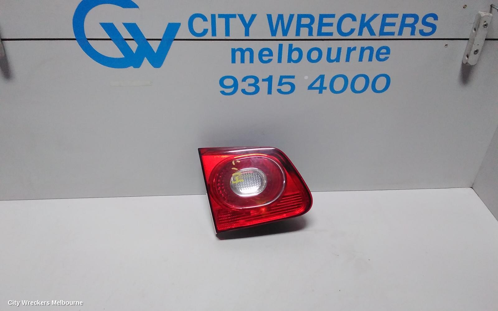 VOLKSWAGEN TIGUAN REAR GARNISH, TAILGATE LAMP (LH SIDE), 5N, 05/2008 - 06/2011