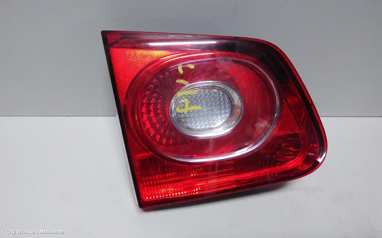 VOLKSWAGEN TIGUAN REAR GARNISH, TAILGATE LAMP (LH SIDE), 5N, 05/2008 - 06/2011
