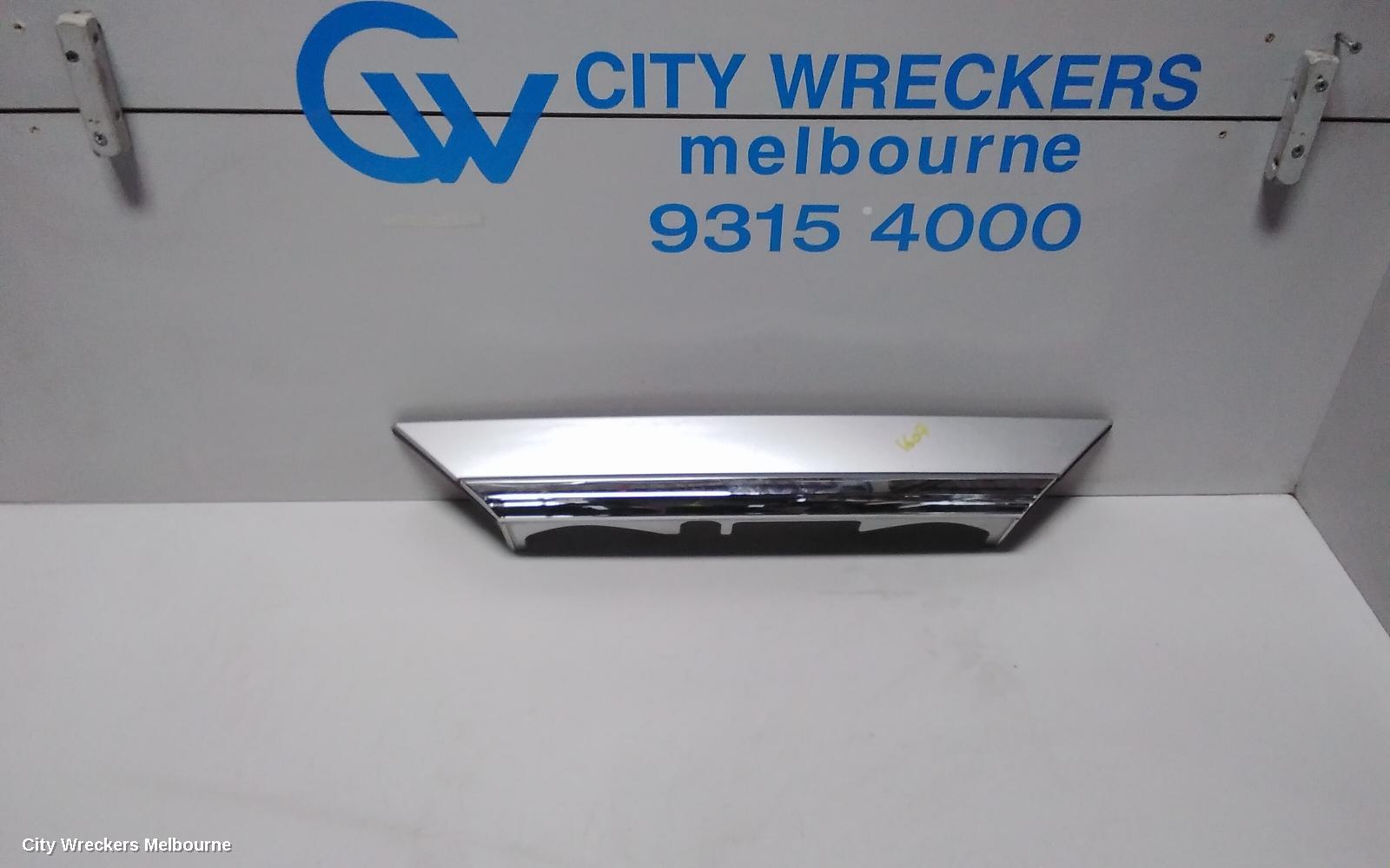 HONDA ODYSSEY REAR GARNISH, RC1, TAILGATE GARNISH (UPPER), 02/2014 - 12/2020