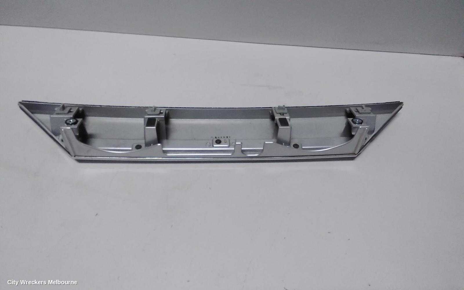 HONDA ODYSSEY REAR GARNISH, RC1, TAILGATE GARNISH (UPPER), 02/2014 - 12/2020