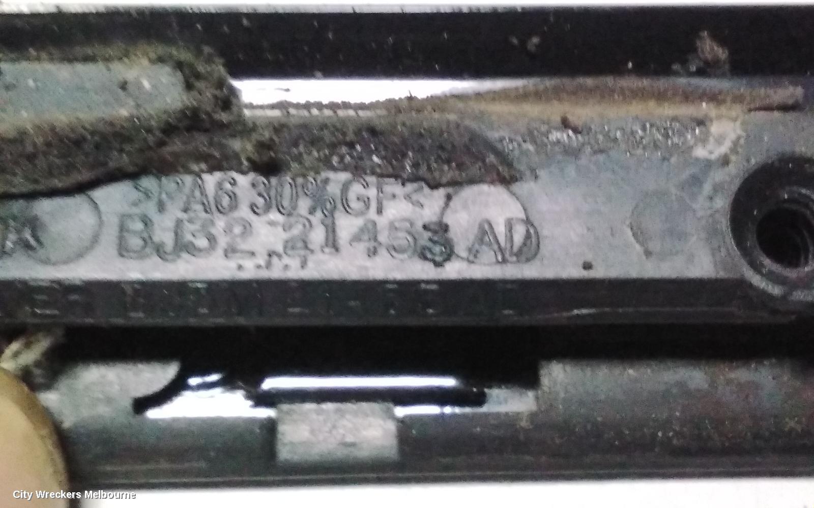 LAND ROVER RANGEROVER EVOQUE DOOR MOULD, LHF UPPER MOULD : 73598, L538, 11/2011 - 01/2019