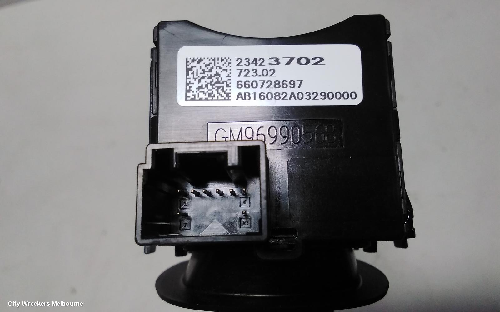 HOLDEN COMMODORE COMBINATION SWITCH, FLASHER SWITCH, VF, 05/2013 - 12/2017