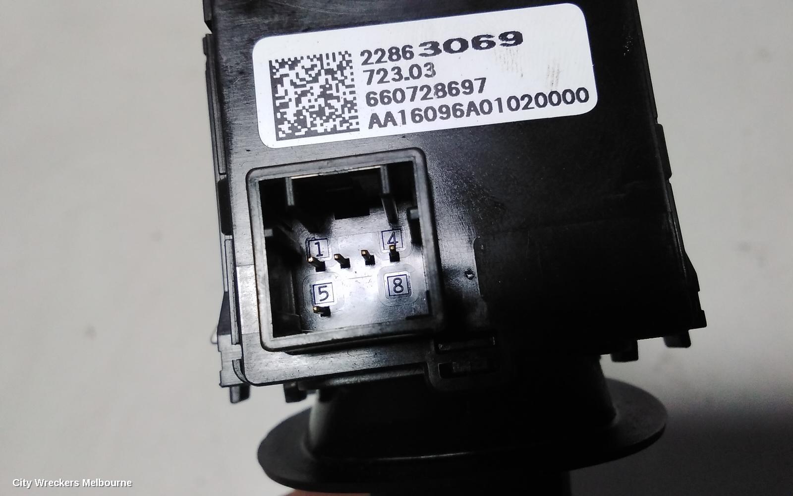 HOLDEN COMMODORE COMBINATION SWITCH, WIPER SWITCH, VF, SEDAN, 05/2013 - 12/2017