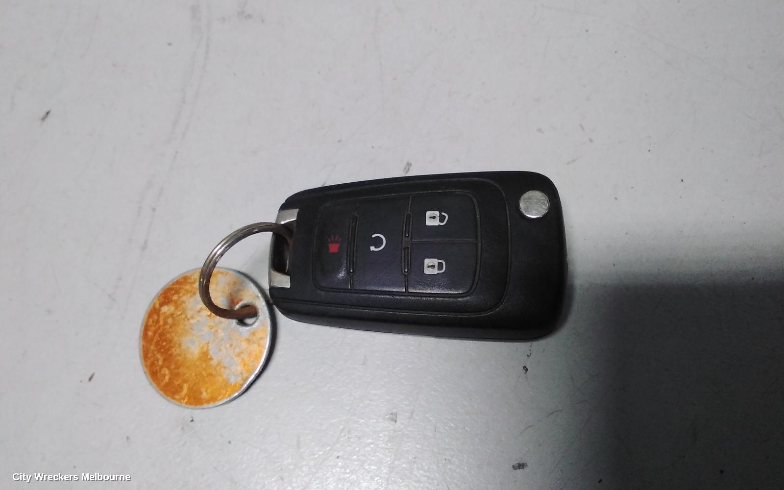HOLDEN COMMODORE IGNITION W/ KEY, VF, KEY START TYPE, 05/2013 - 12/2017