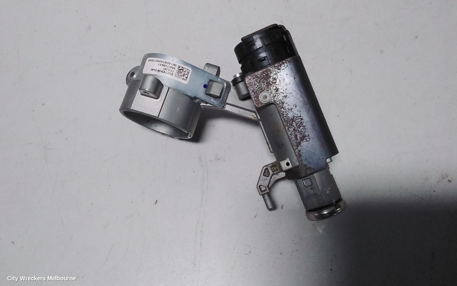 HOLDEN COMMODORE IGNITION W/ KEY, VF, KEY START TYPE, 05/2013 - 12/2017