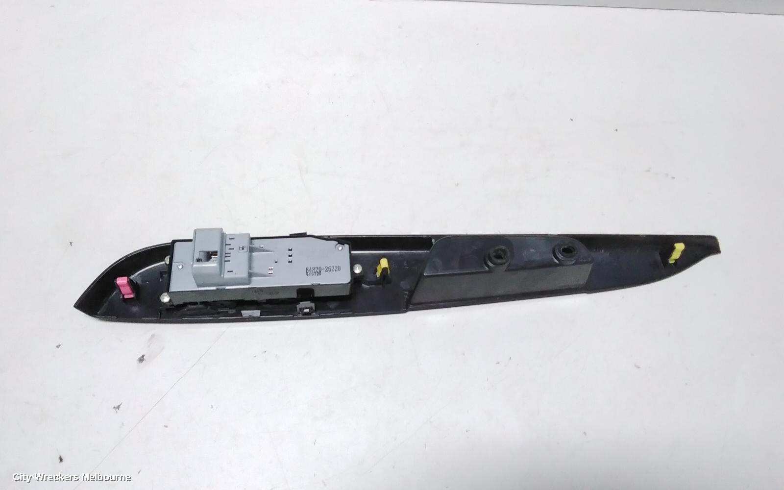 TOYOTA HIACE PWR DR WIND SWITCH, RH FRONT (MASTER SWITCH), TRH/KDH, 03/2014 - 04/2019