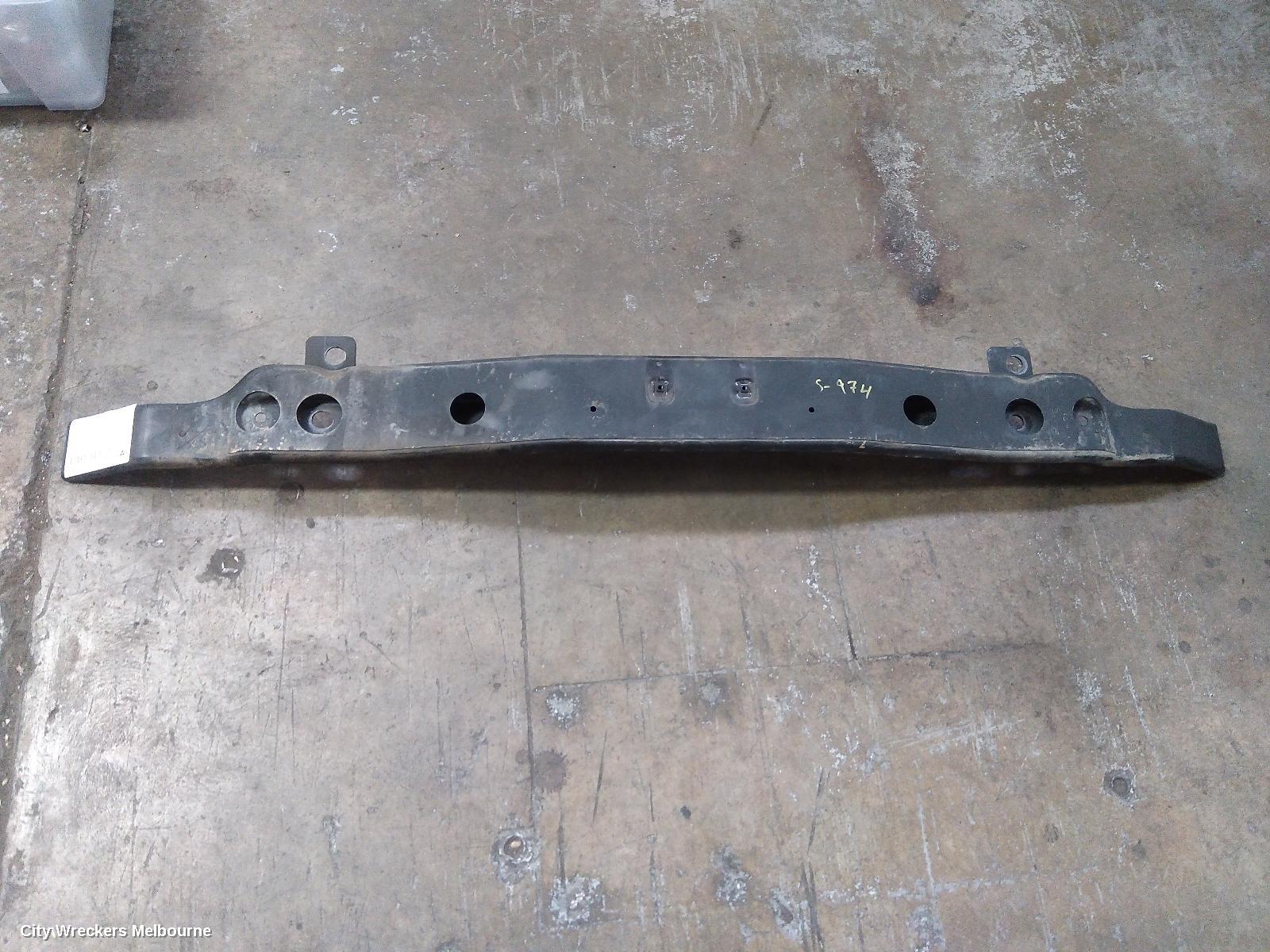 JEEP GRANDCHEROKEE F/BAR REINFORC/BRACK, MAIN REINFORCEMENT, WK, LAREDO/LIMITED, 10/2010 - 03/2013