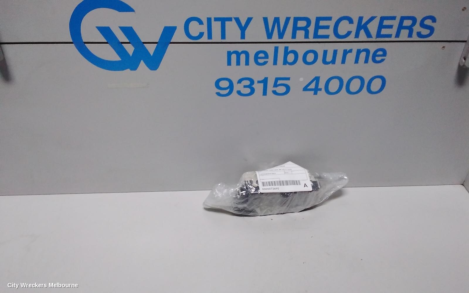 JEEP COMPASS DOOR/BOOT/GATE LOCK, RIGHT FRONT DOOR LOCK, MK, 07/2011 - 12/2016