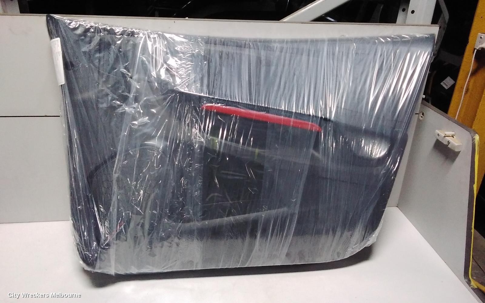 RENAULT CLIO DOOR TRIM, RH FRONT, X98, LEATHER, 09/2013 - 10/2019