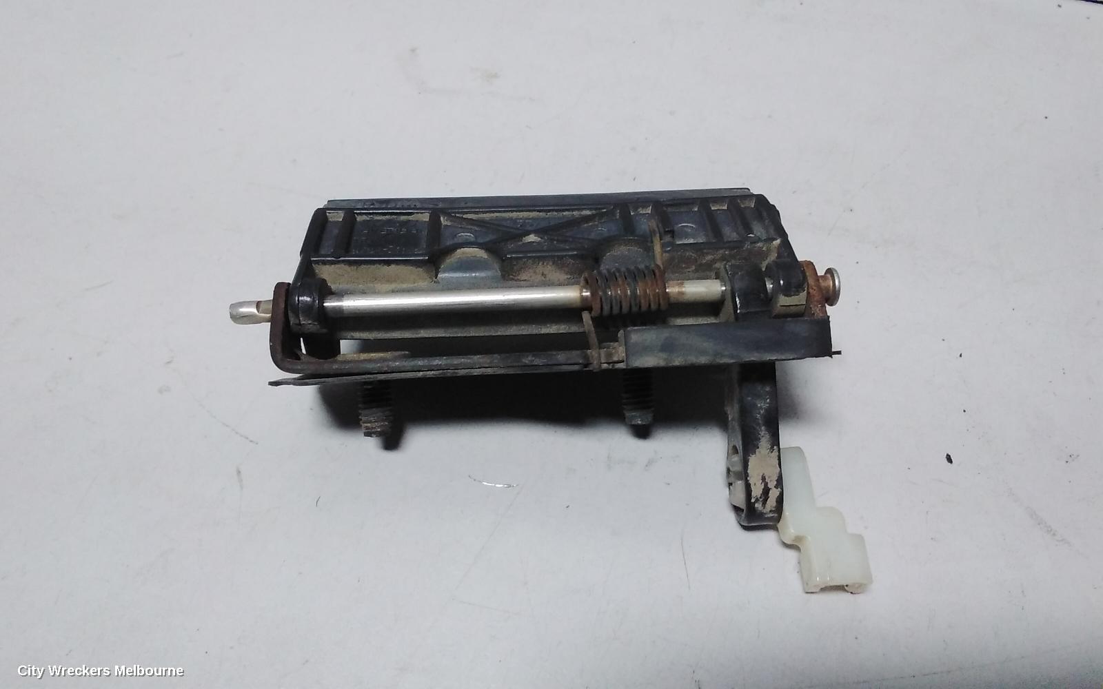 HYUNDAI ILOAD/IMAX TAILGATE HANDLE, OUTER TAILGATE, TQ, 11/2007 ONWARDS