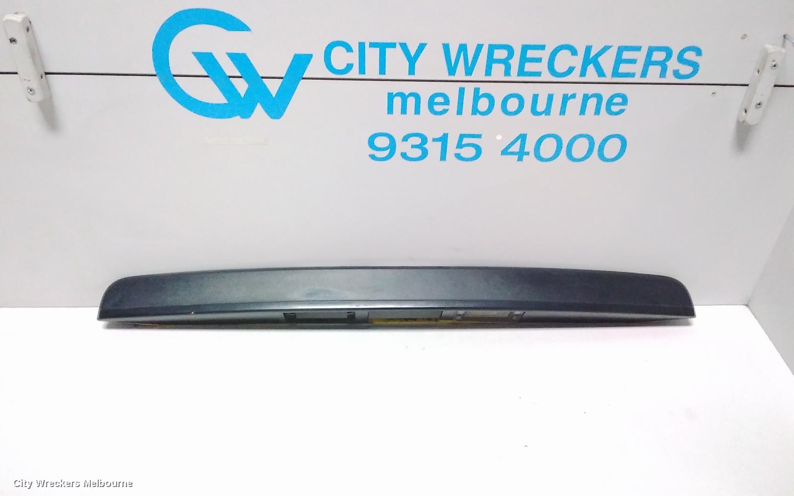 HYUNDAI ILOAD/IMAX REAR GARNISH, TAILGATE GARNISH (CENTRE), NON CAMERA & NON CHROME STRIP TYPE, TQ, 11/2007 ONWARDS