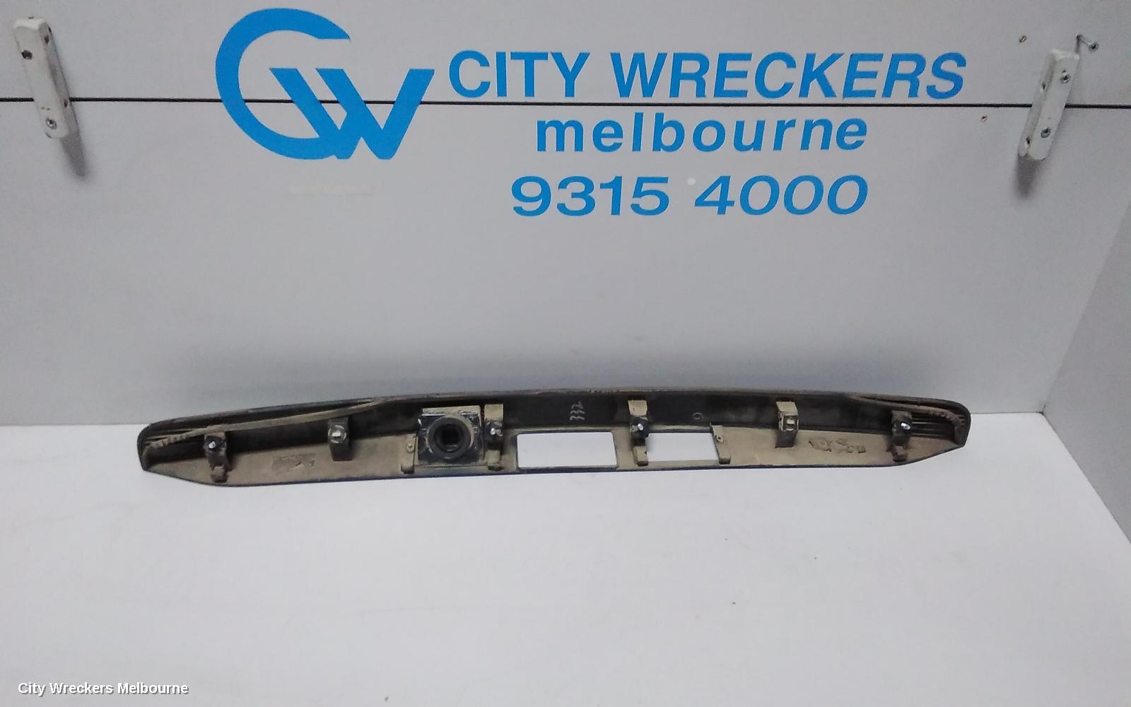 HYUNDAI ILOAD/IMAX REAR GARNISH, TAILGATE GARNISH (CENTRE), NON CAMERA & NON CHROME STRIP TYPE, TQ, 11/2007 ONWARDS