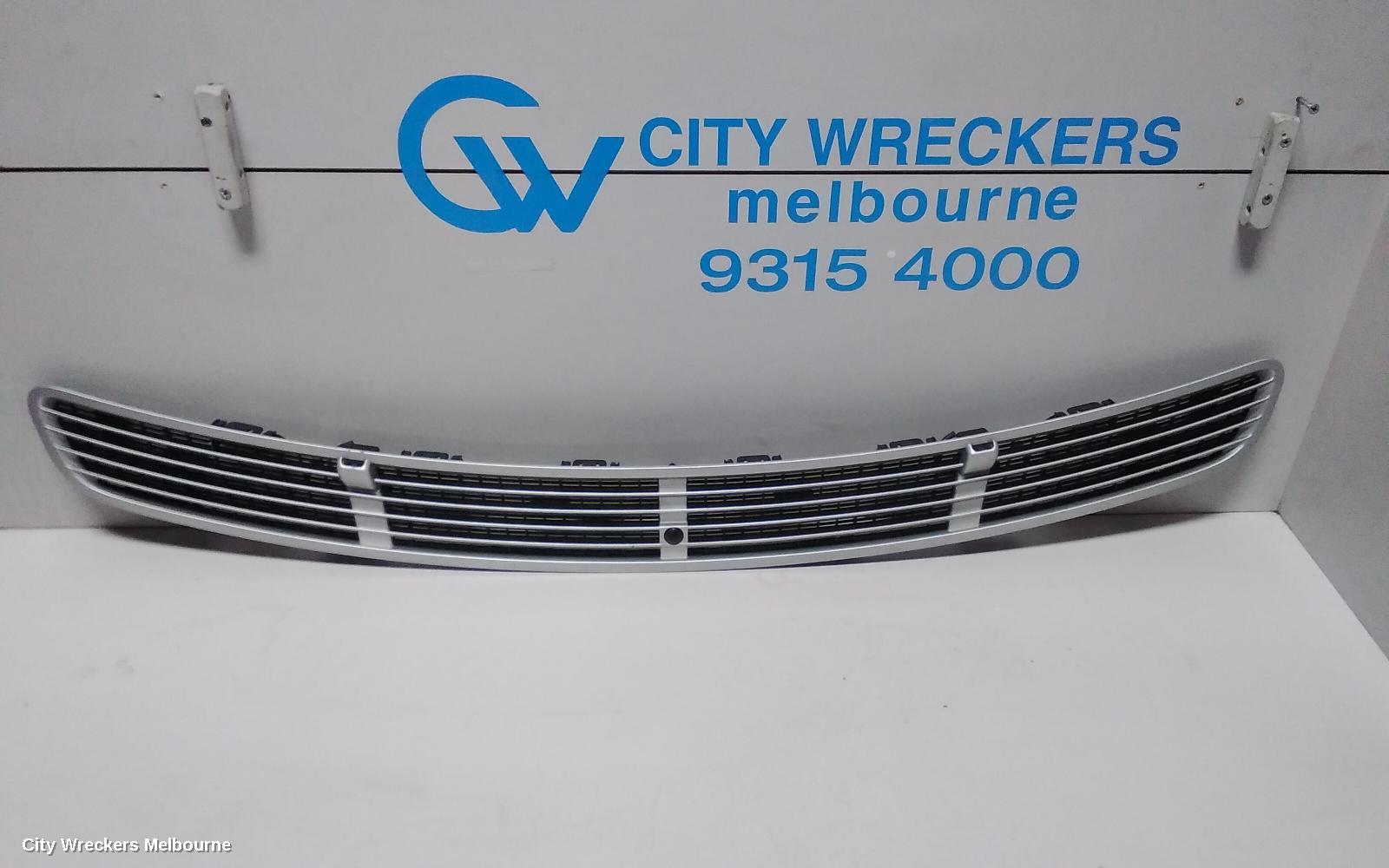 MERCEDES E CLASS GRILLE, W211/S211, 4DR/5DR, SEDAN/WAGON (CLASSIC TYPE), 08/2002 - 08/2006
