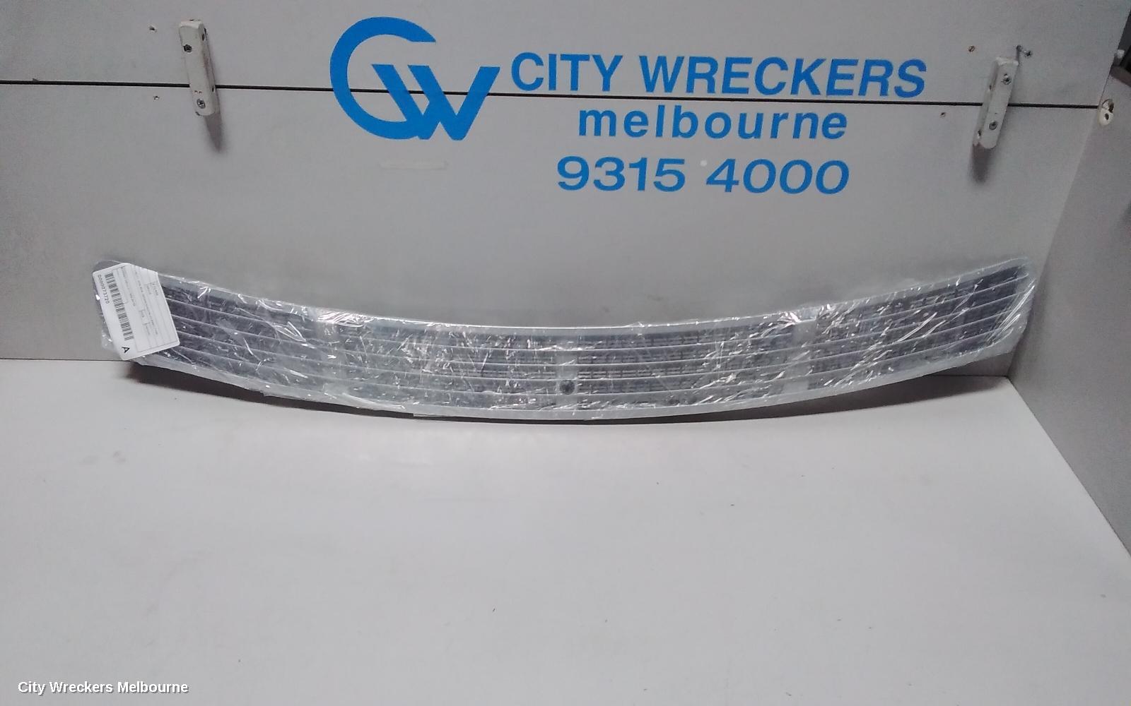 MERCEDES E CLASS GRILLE, W211/S211, 4DR/5DR, SEDAN/WAGON (CLASSIC TYPE), 08/2002 - 08/2006