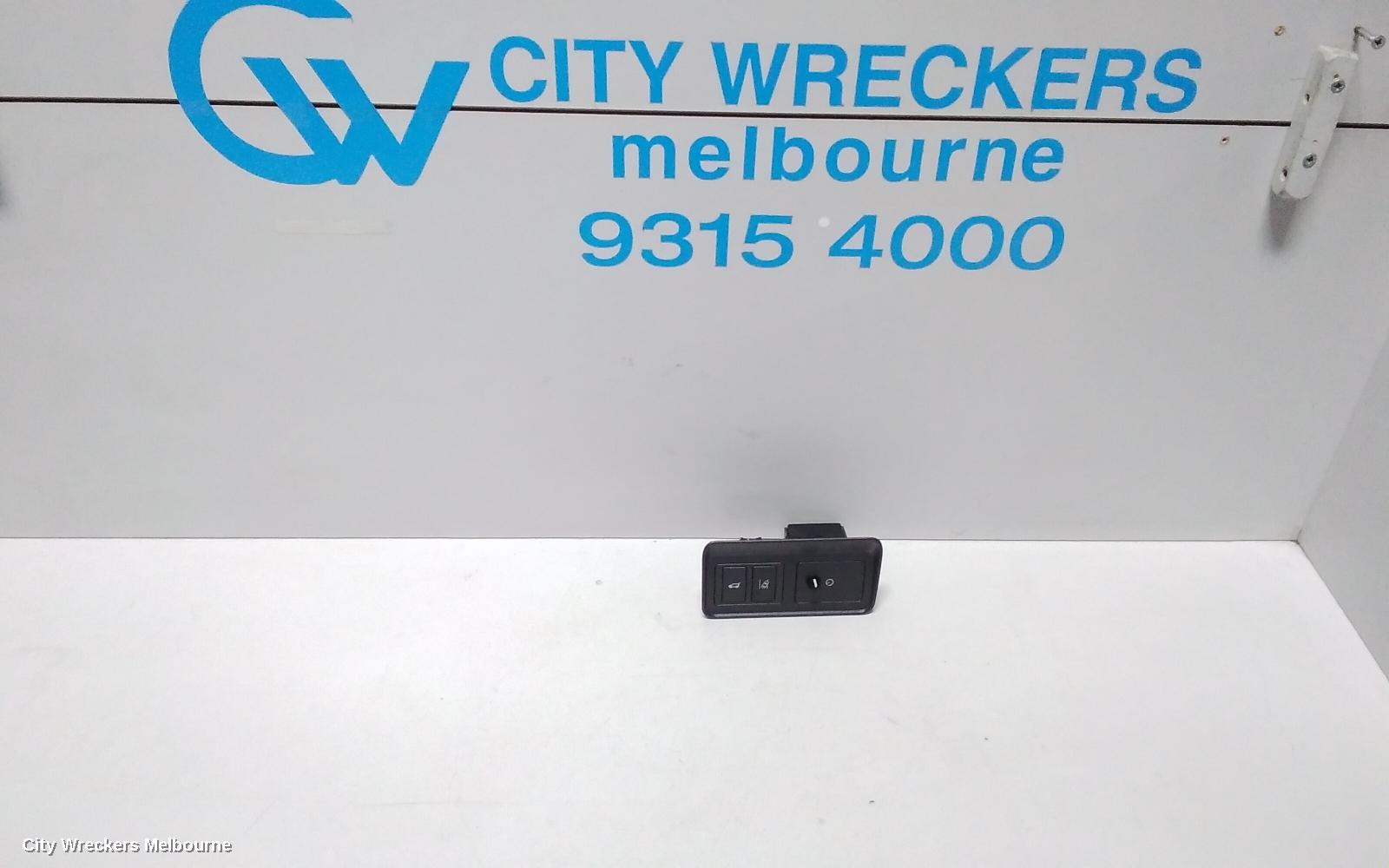 LAND ROVER RANGEROVER EVOQUE TAILGATE HANDLE, L538, 11/2011 - 01/2019