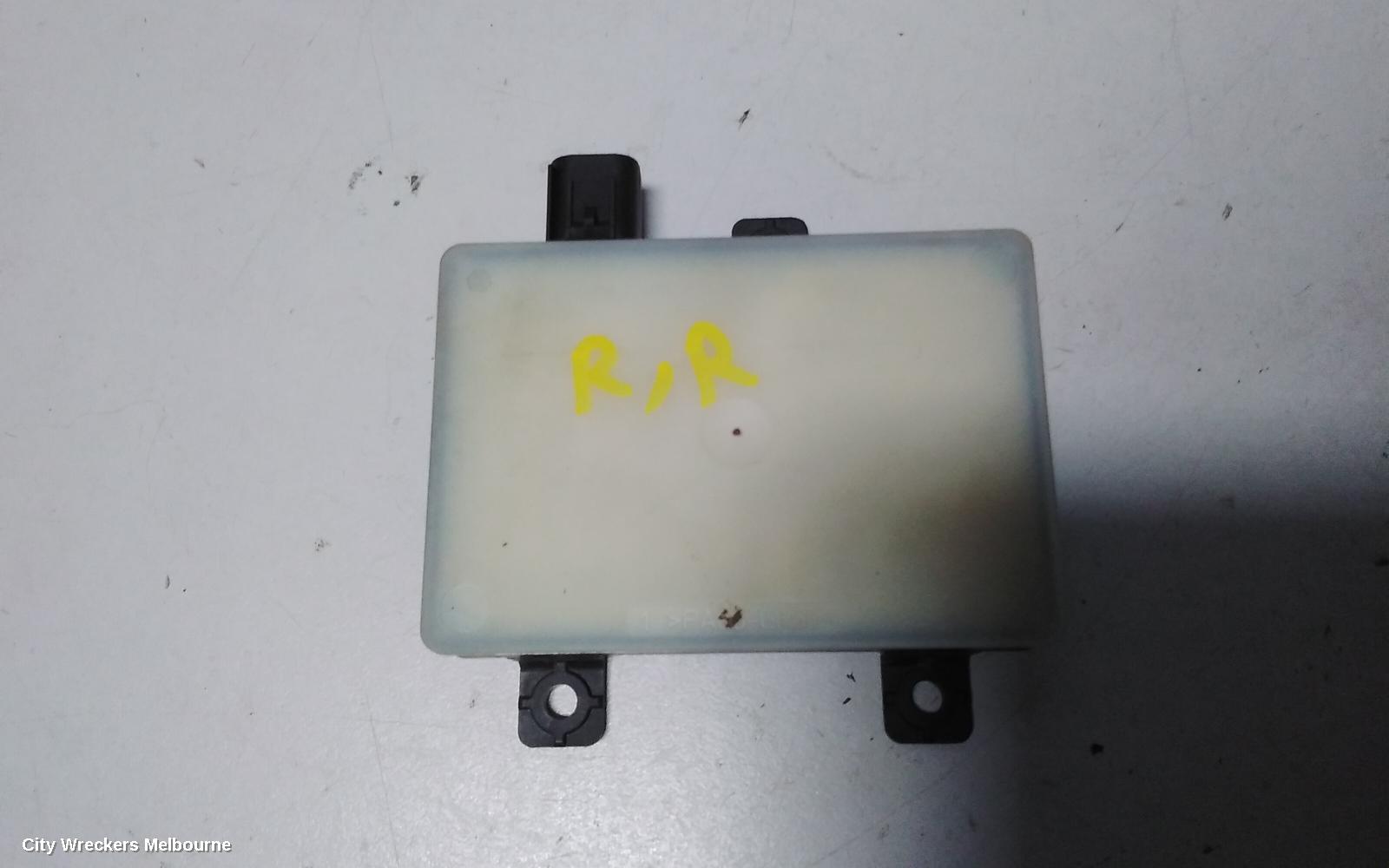 LAND ROVER RANGEROVER EVOQUE, L538, 11/2011 - 01/2019, RHR BLIND SPOT MODUEL: 73758