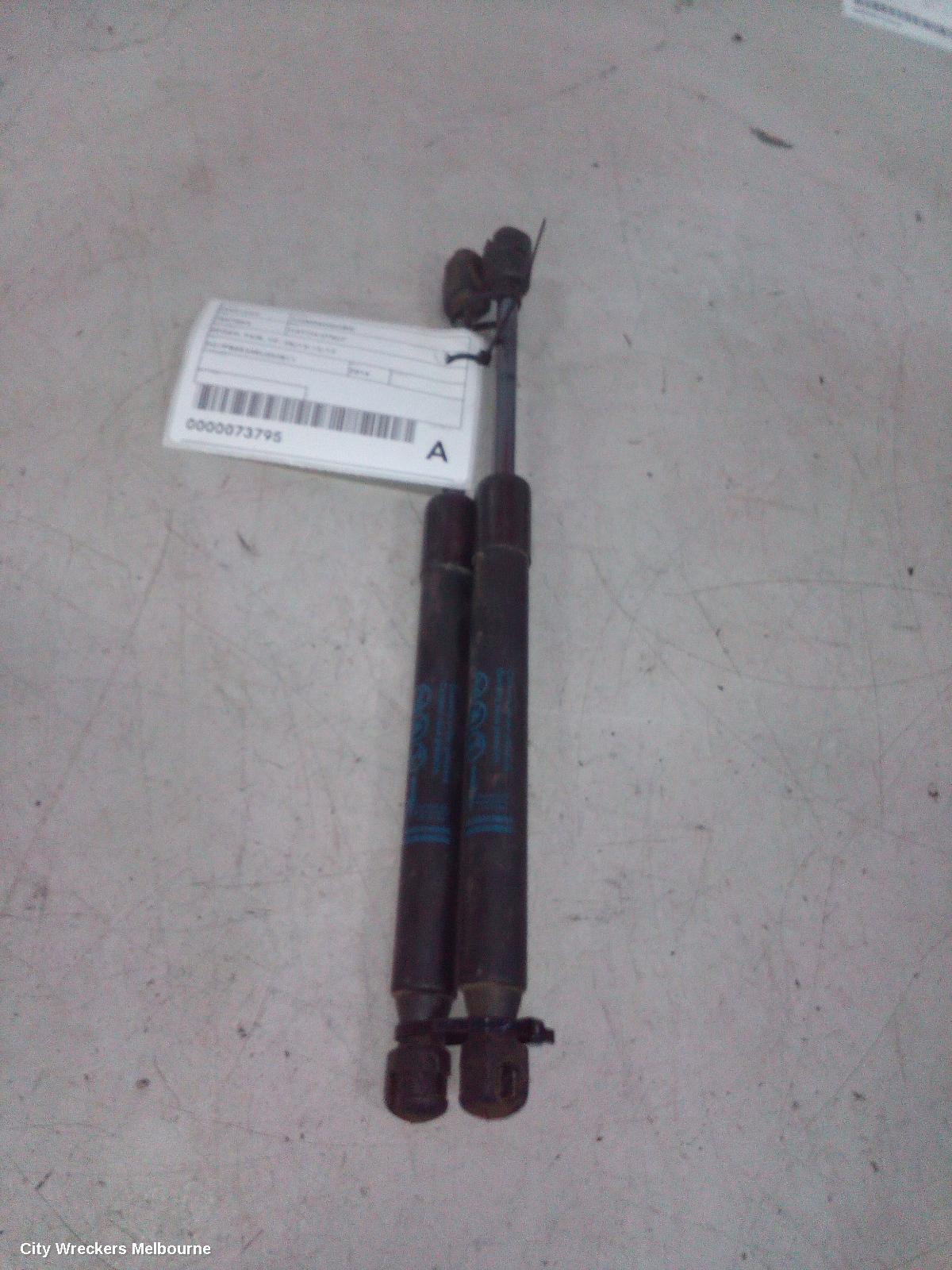 HOLDEN COMMODORE HATCH STRUT, SEDAN, PAIR, VF, 05/2013 - 12/2017