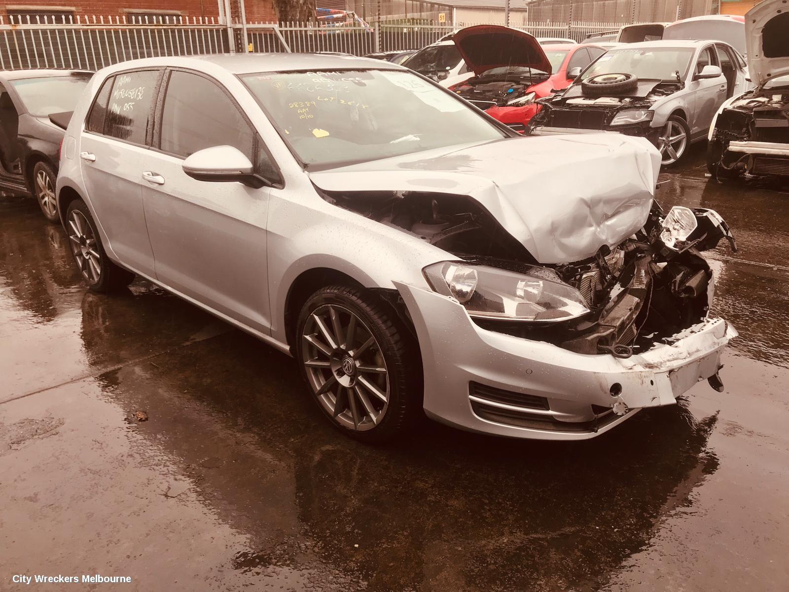VOLKSWAGEN GOLF RIGHT DRIVESHAFT, FRONT, MANUAL T/M, PETROL, 1.4, GEN 7, 03/2013 - 03/2017