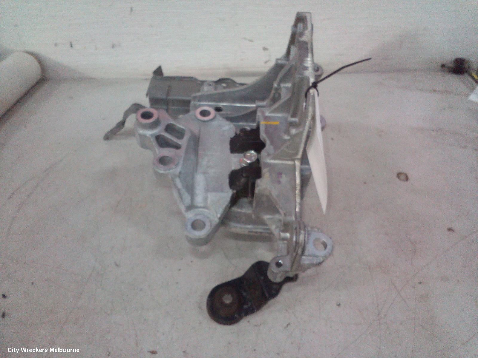 RENAULT KALEOS MOUNT, XZG, 05/2016 ONWARDS