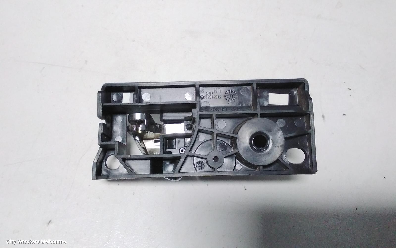 JEEP GRANDCHEROKEE DOOR HANDLE, INNER, LH FRONT, WK, 01/2011 ONWARDS