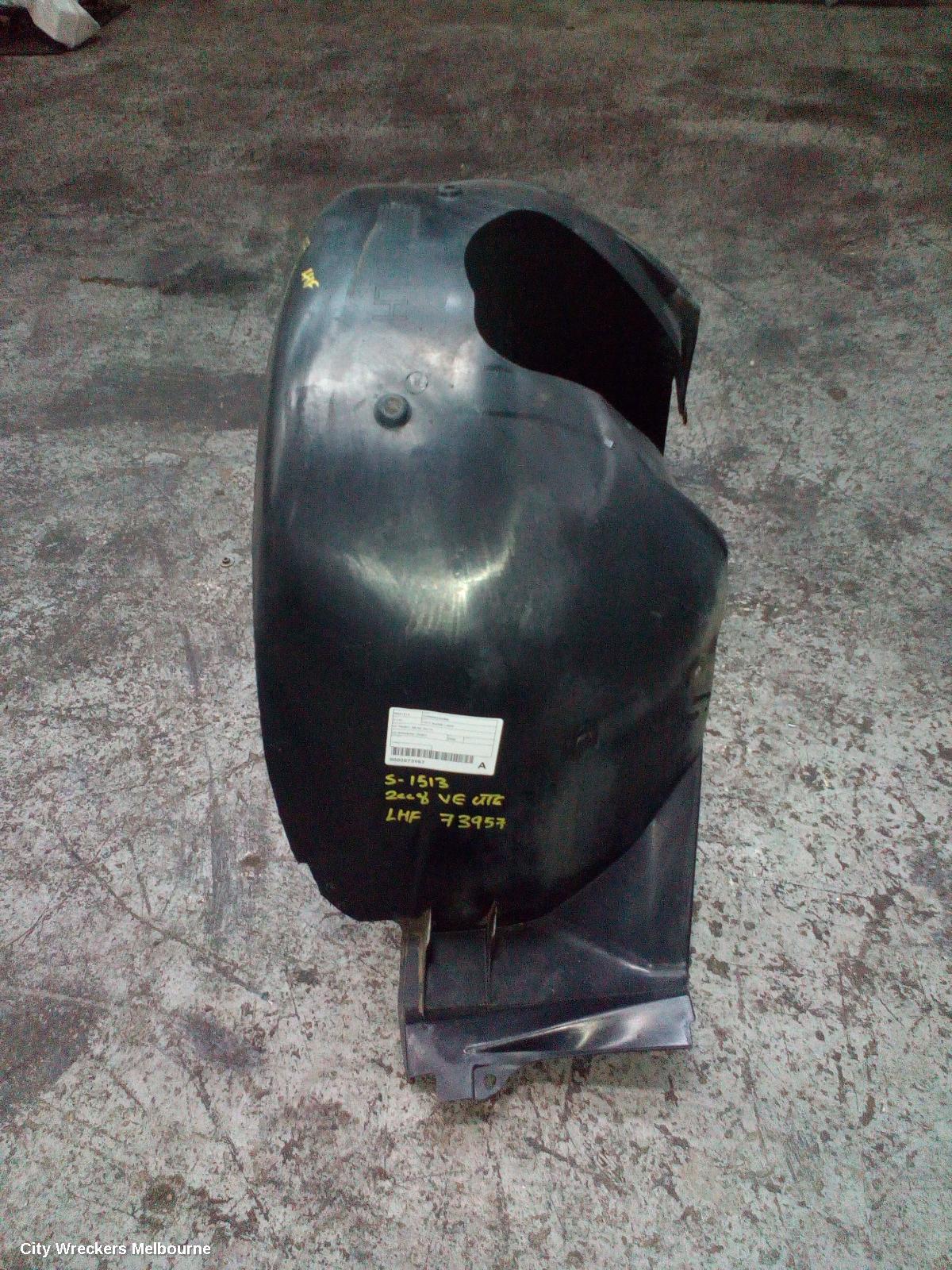 HOLDEN COMMODORE LEFT GUARD LINER, VE, FRONT, 08/2006 - 04/2013