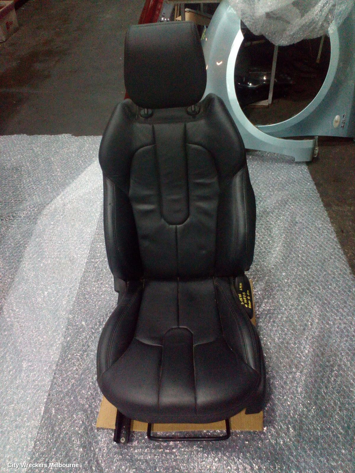 LAND ROVER RANGEROVER EVOQUE FRONT SEAT, LH FRONT, 5DR WAGON, LEATHER, BLACK, L538, 11/2011 - 01/2019