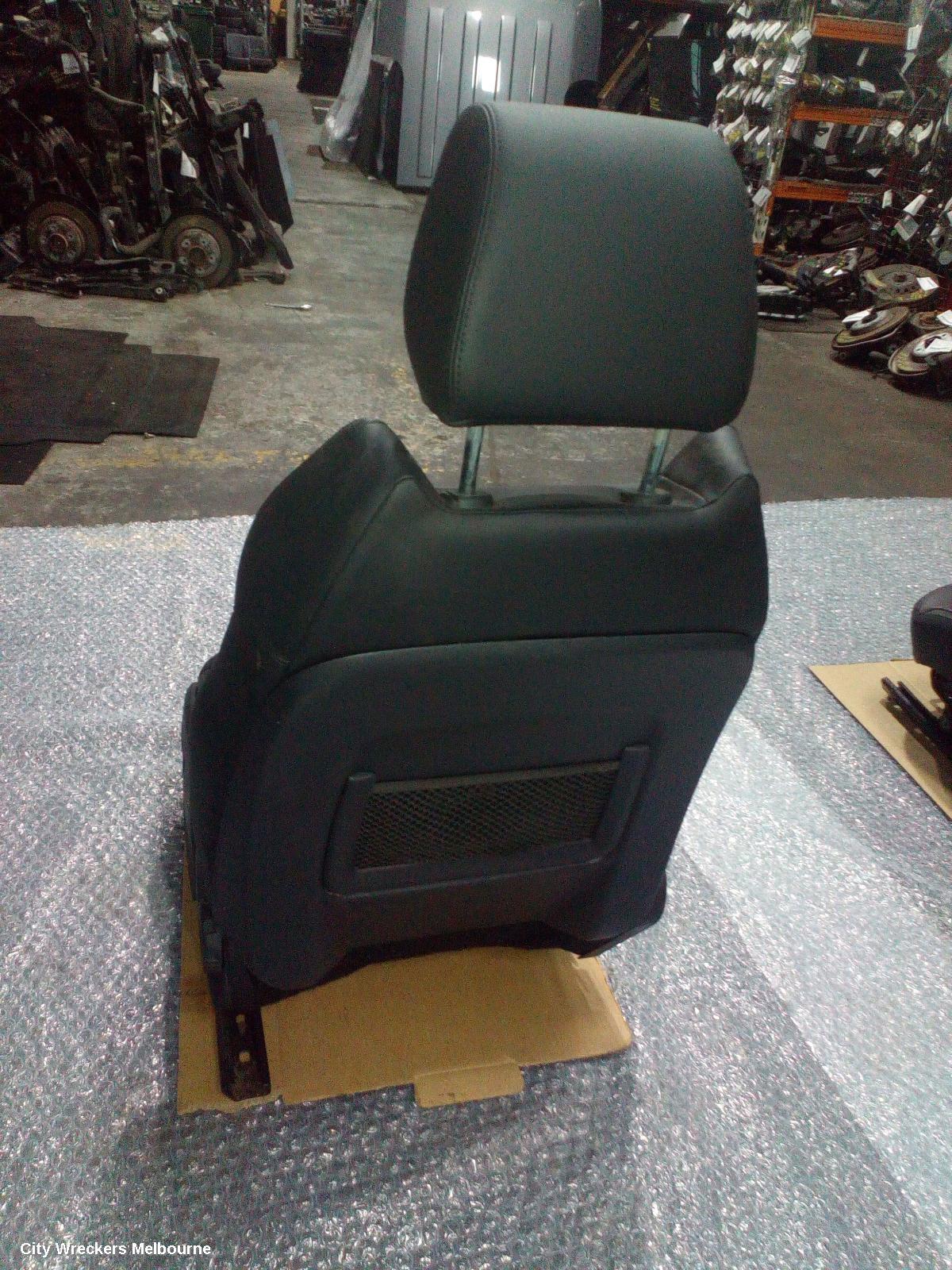 LAND ROVER RANGEROVER EVOQUE FRONT SEAT, LH FRONT, 5DR WAGON, LEATHER, BLACK, L538, 11/2011 - 01/2019