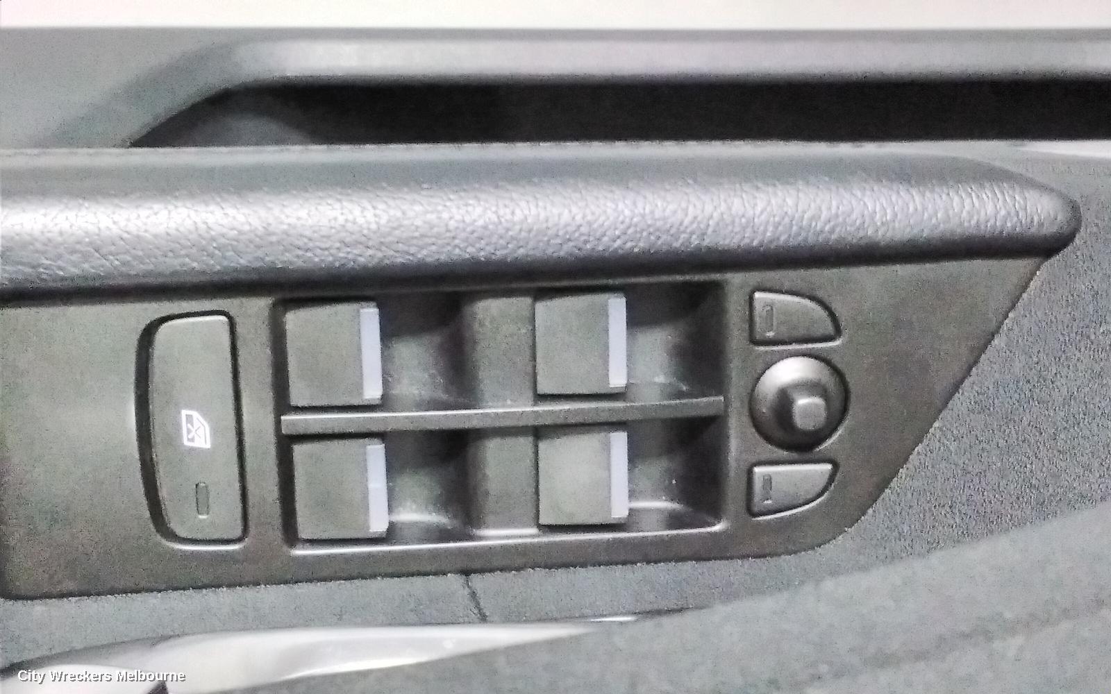 LAND ROVER RANGEROVER EVOQUE DOOR TRIM, RH FRONT, L538, 5DR WAGON, 11/2011 - 01/2019
